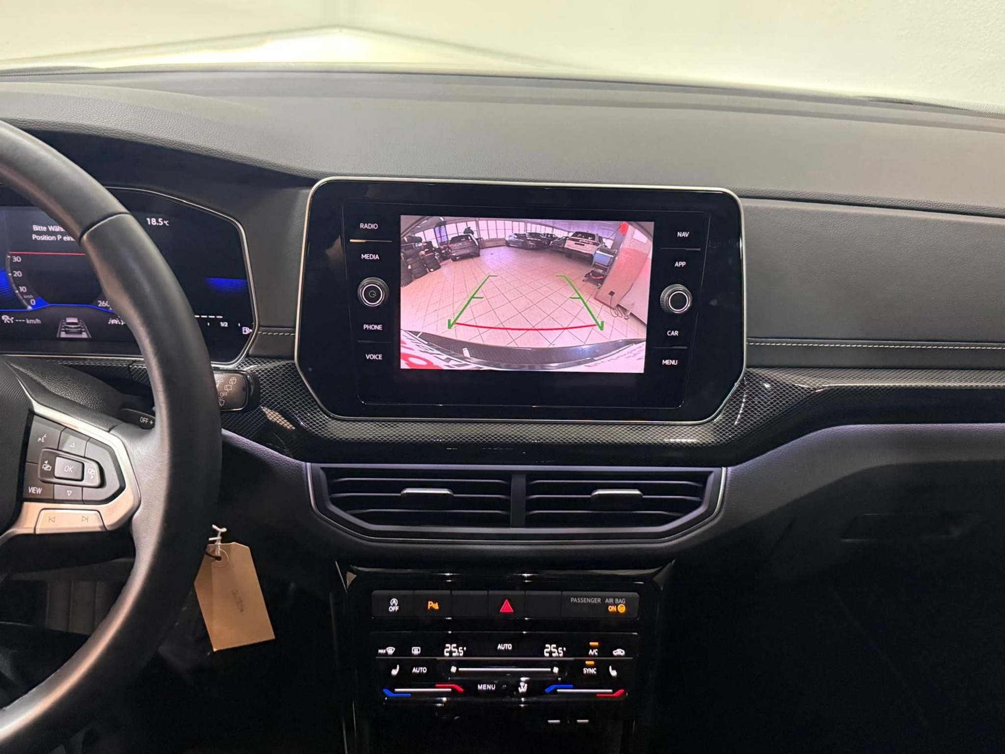 listing desktop thumbnail image 13