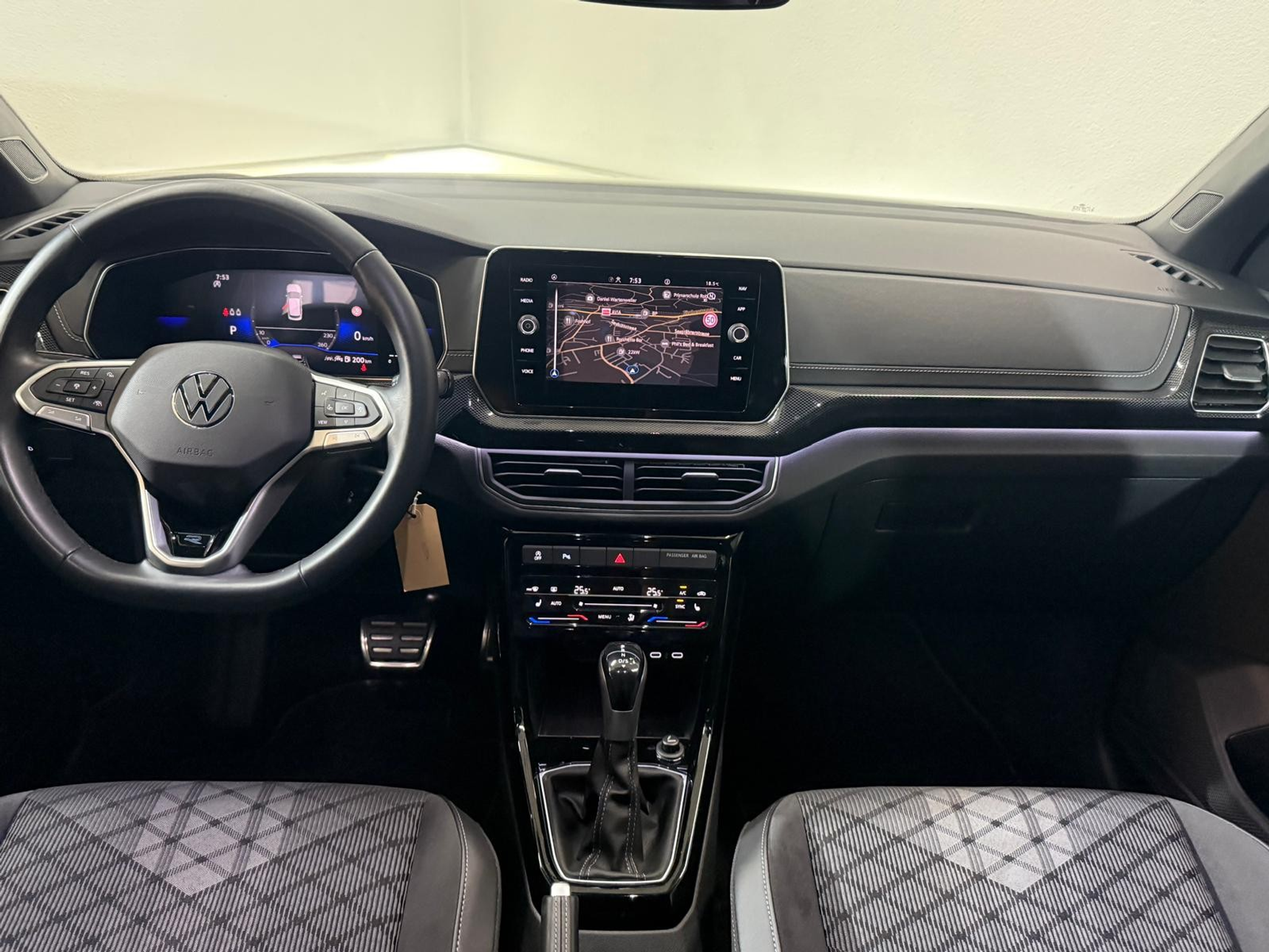 listing desktop thumbnail image 10