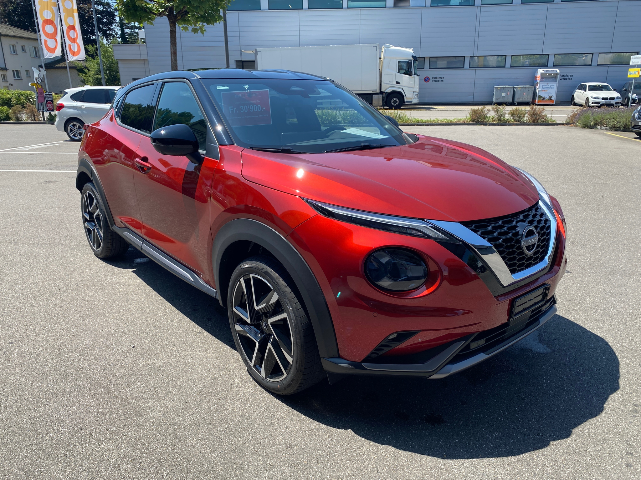 listing desktop thumbnail image 3