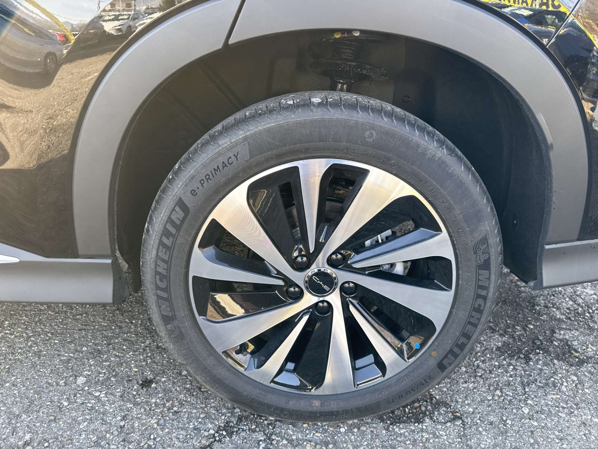 listing desktop thumbnail image 9