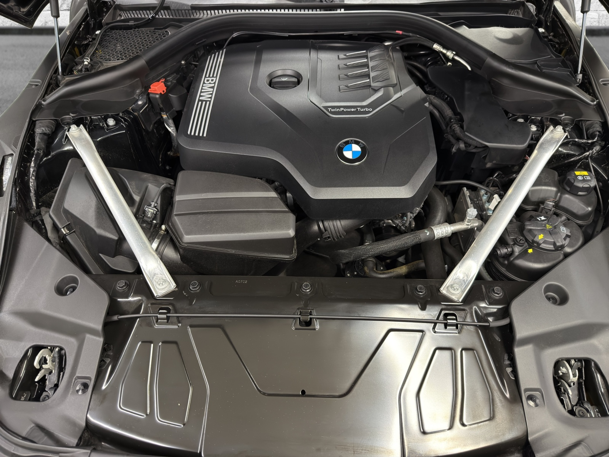 listing desktop thumbnail image 18