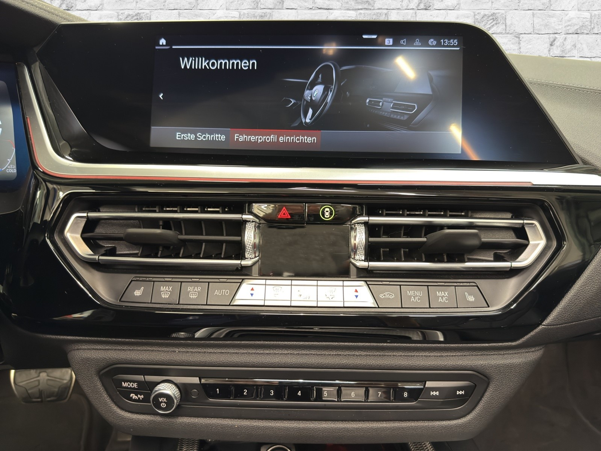 listing desktop thumbnail image 15