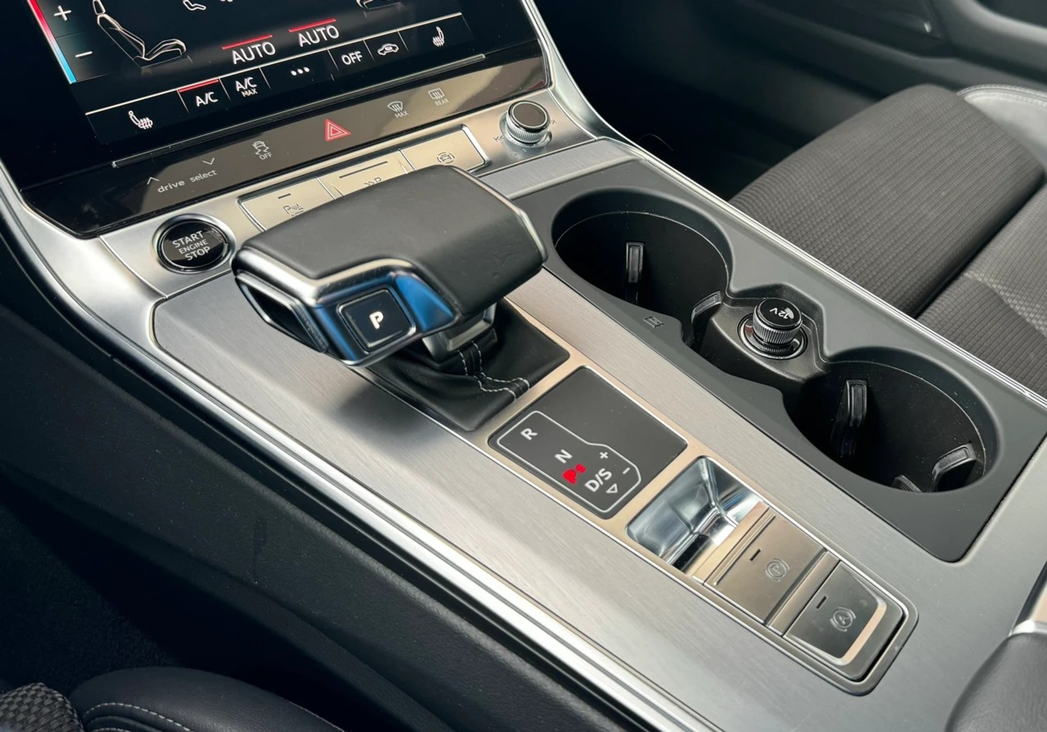 listing desktop thumbnail image 18