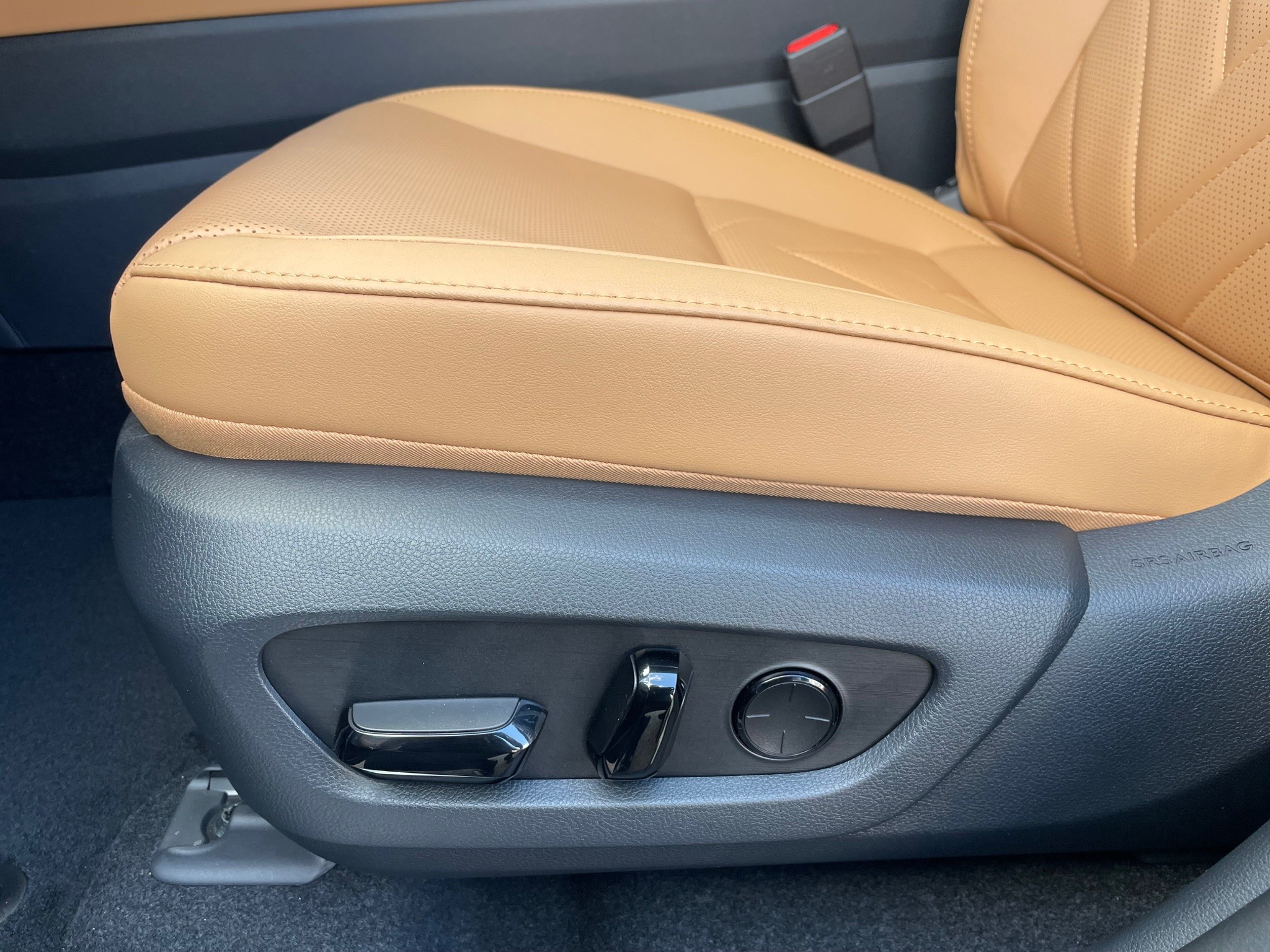 listing desktop thumbnail image 10