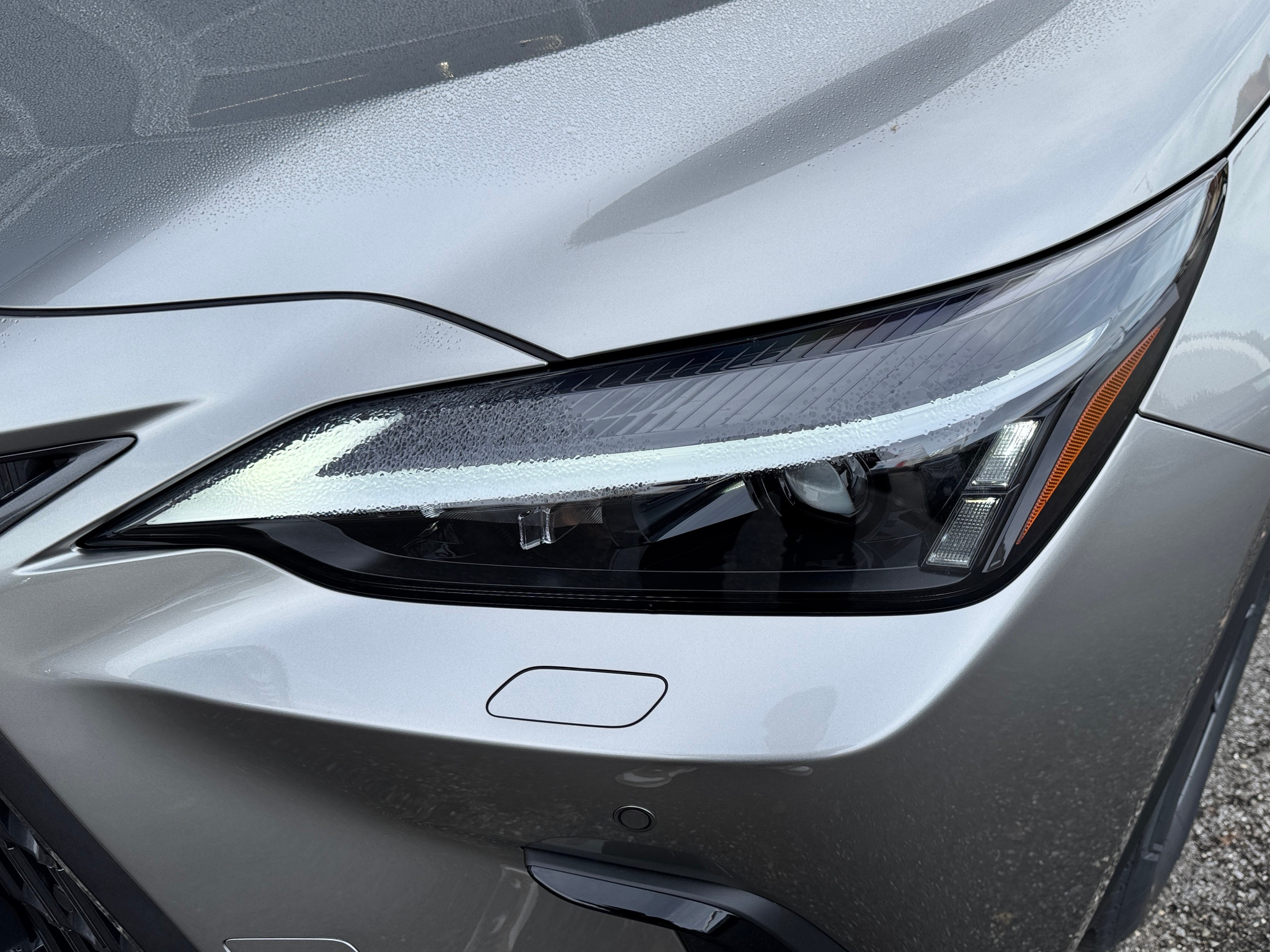 listing desktop thumbnail image 3