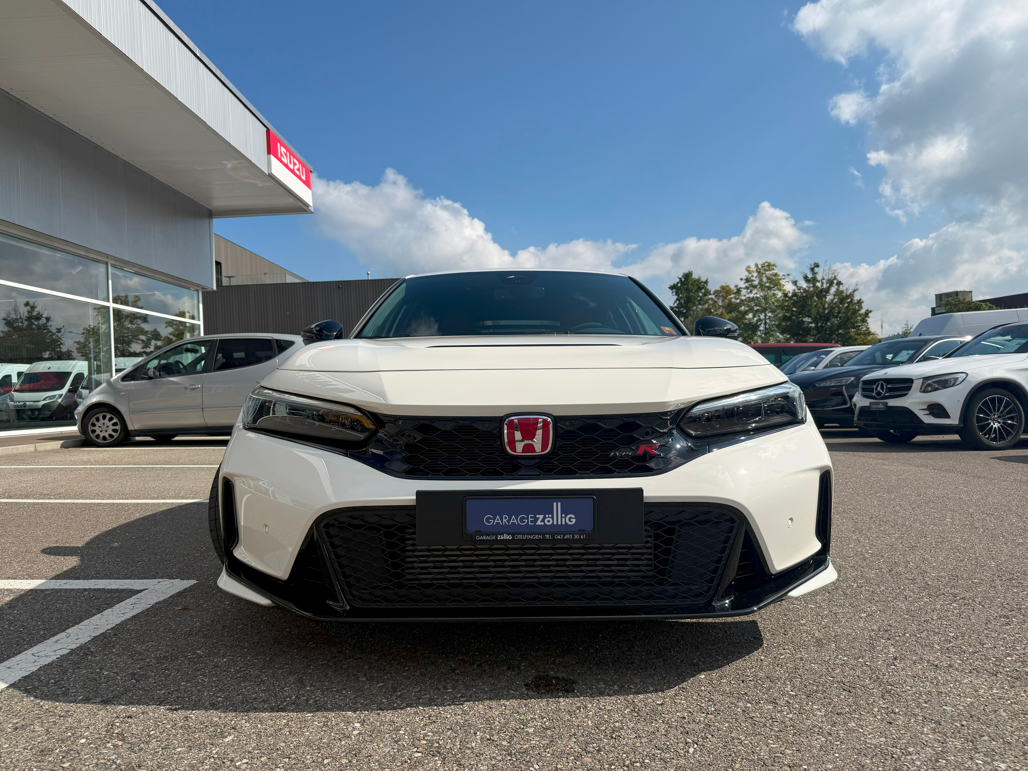 listing desktop thumbnail image 2