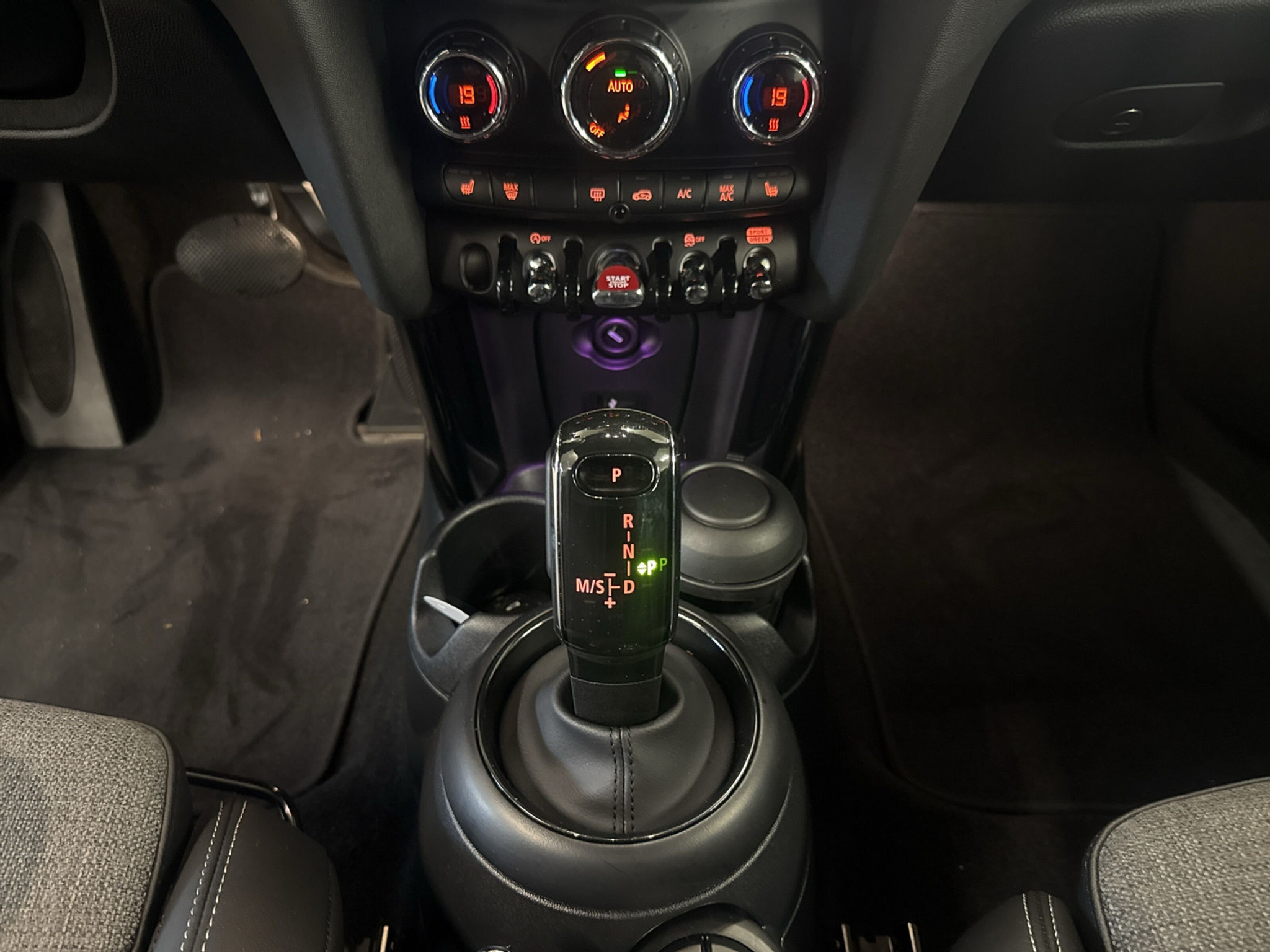 listing desktop thumbnail image 12