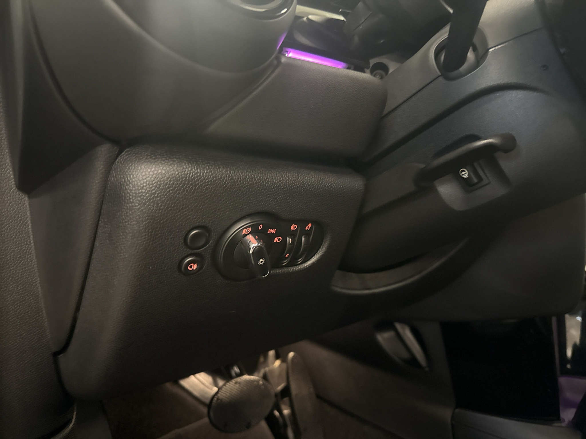 listing desktop thumbnail image 19