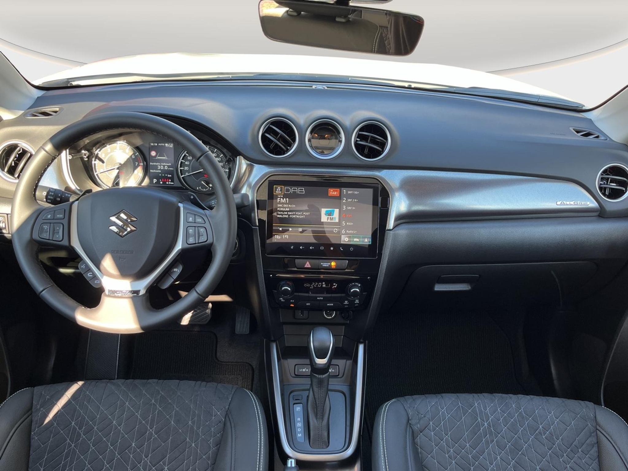 listing desktop thumbnail image 12