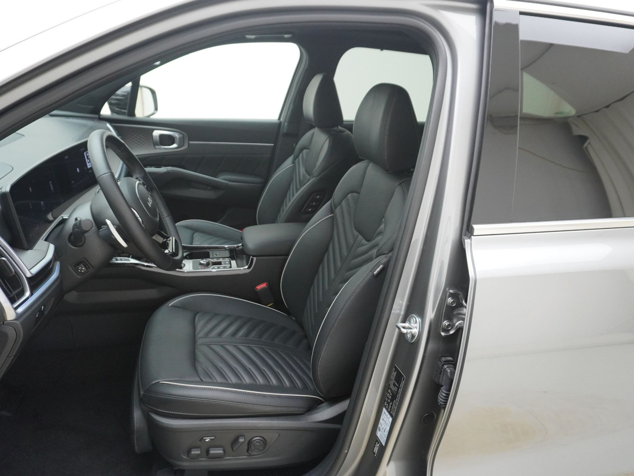 listing desktop thumbnail image 12