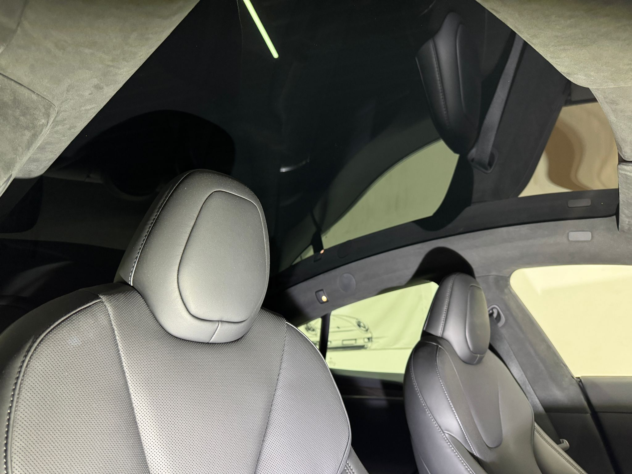 listing desktop thumbnail image 7