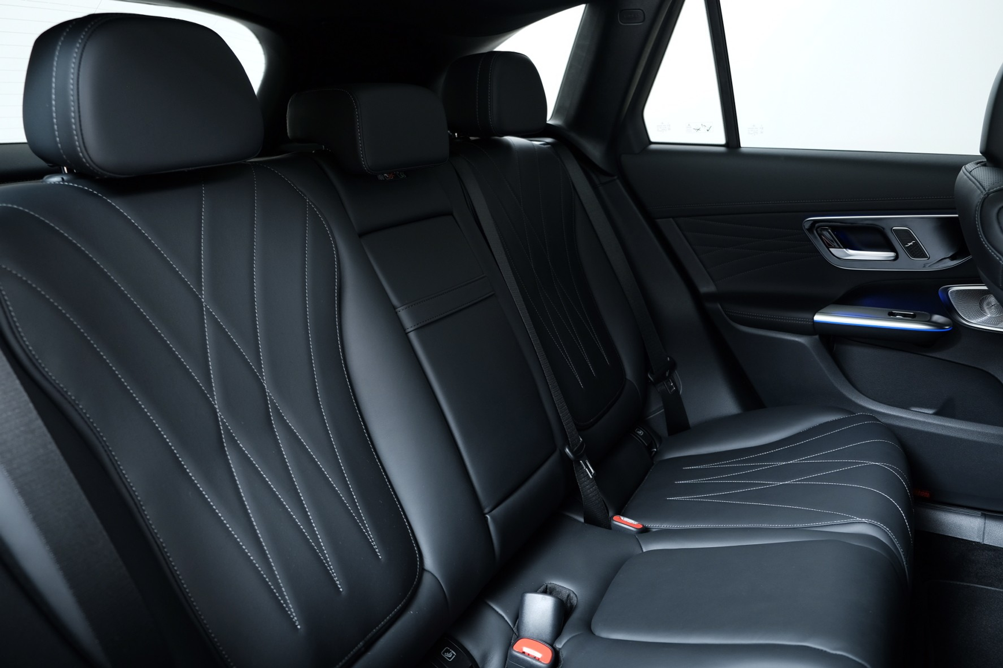 listing desktop thumbnail image 10