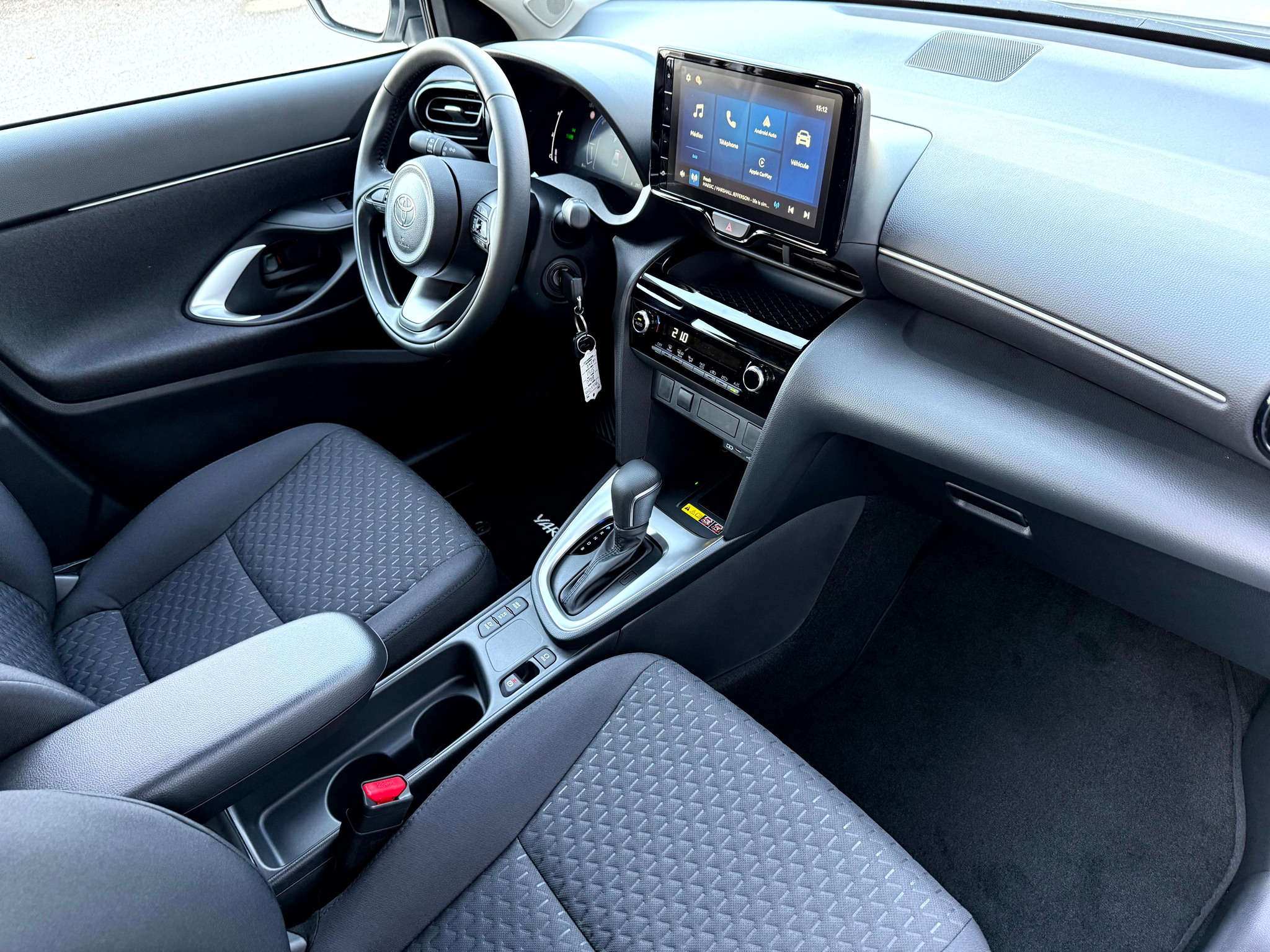 listing desktop thumbnail image 12