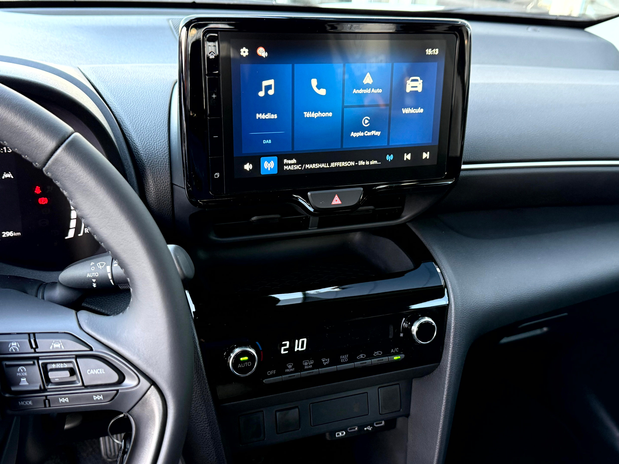 listing desktop thumbnail image 23