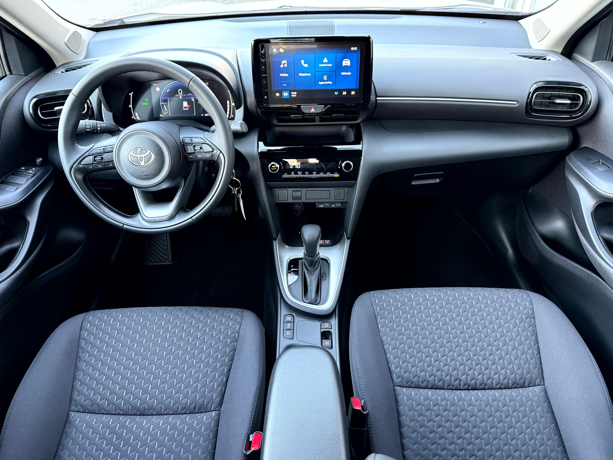 listing desktop thumbnail image 11