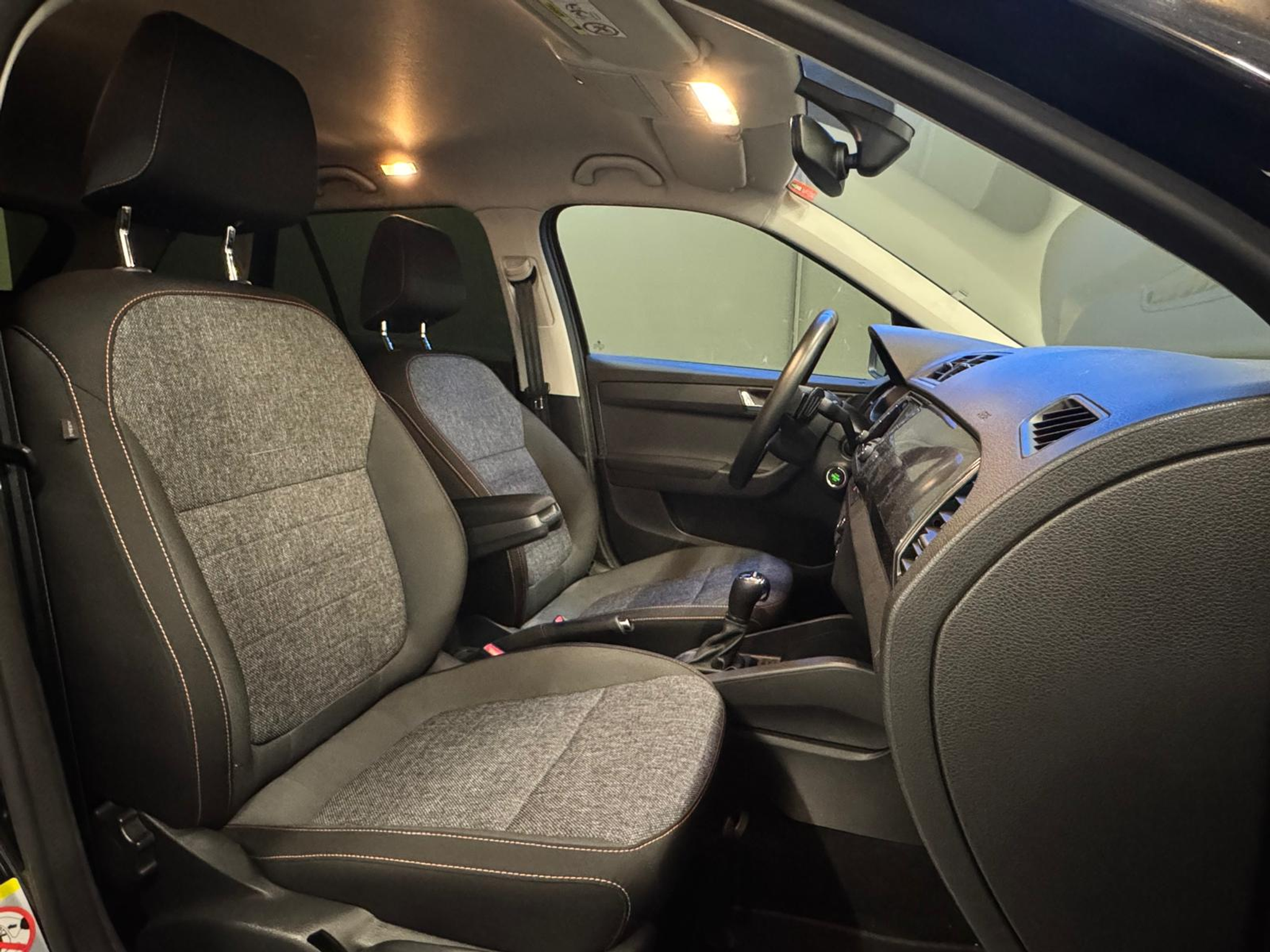 listing desktop thumbnail image 10