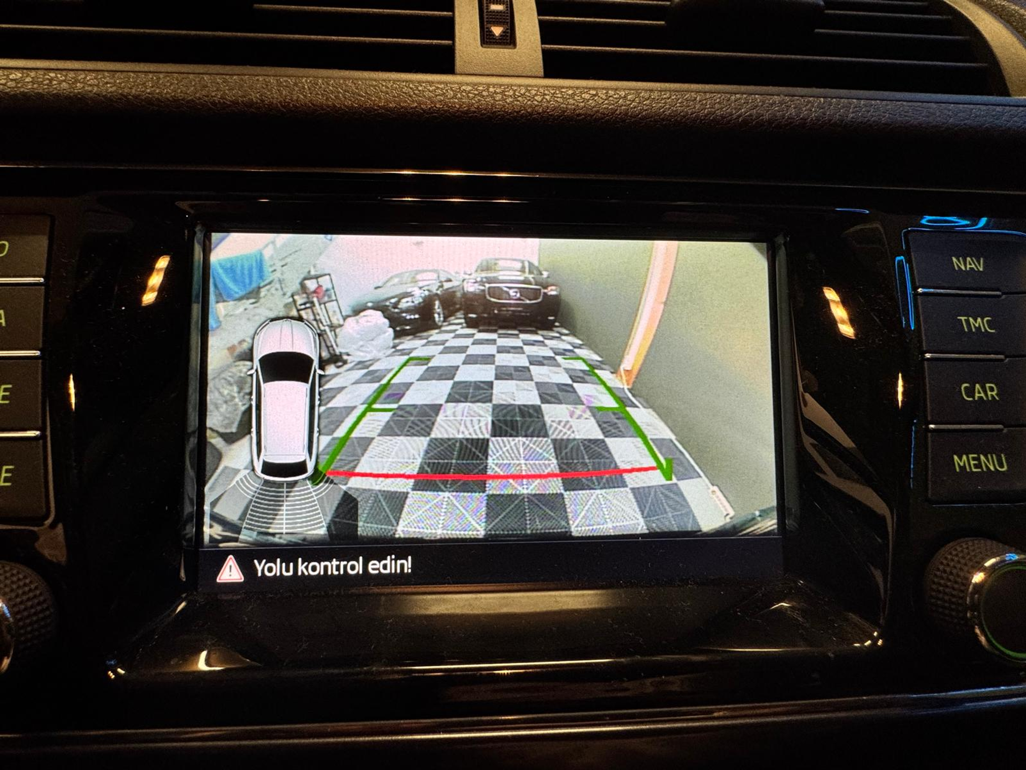 listing desktop thumbnail image 21