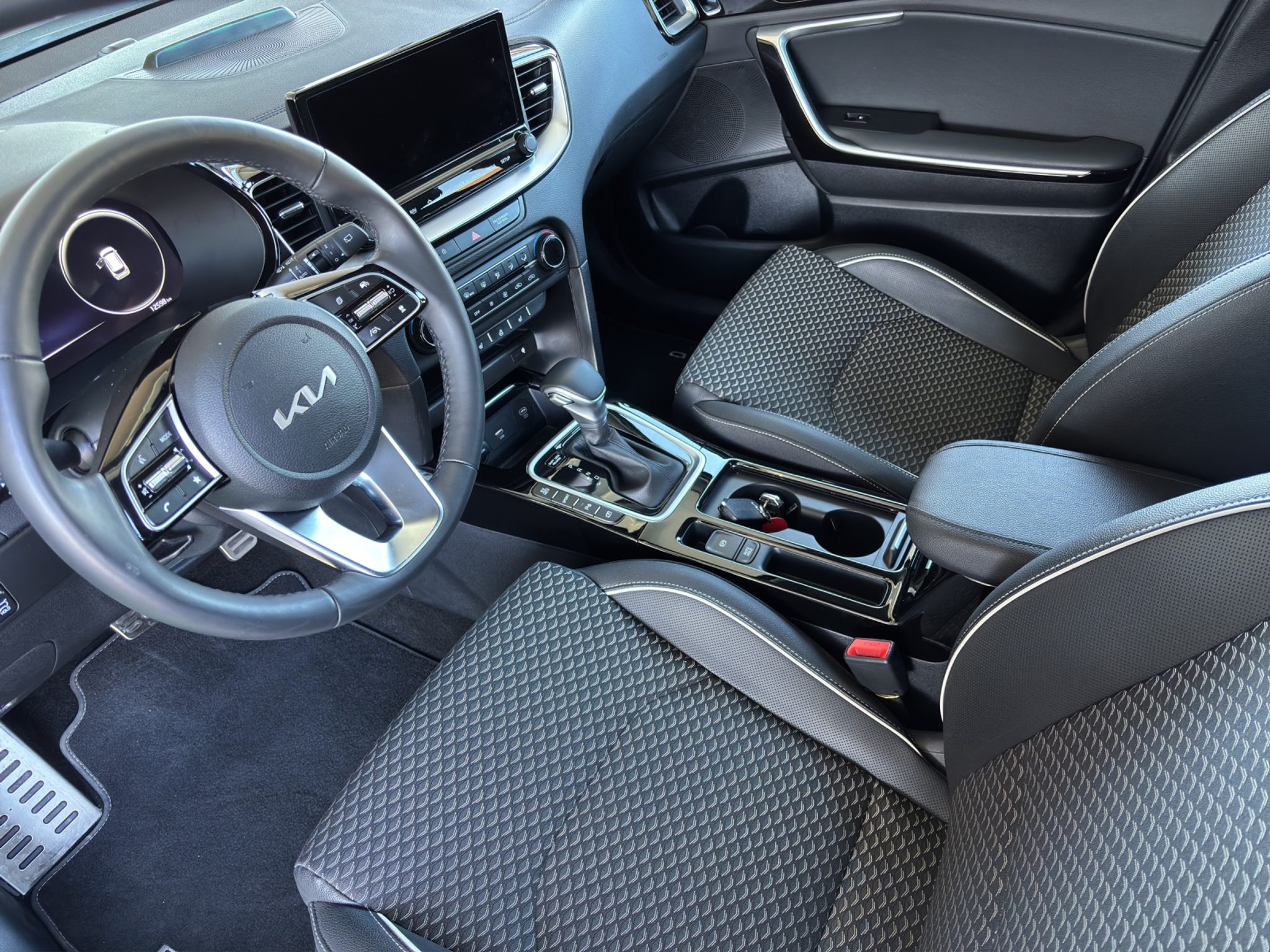 listing desktop thumbnail image 8