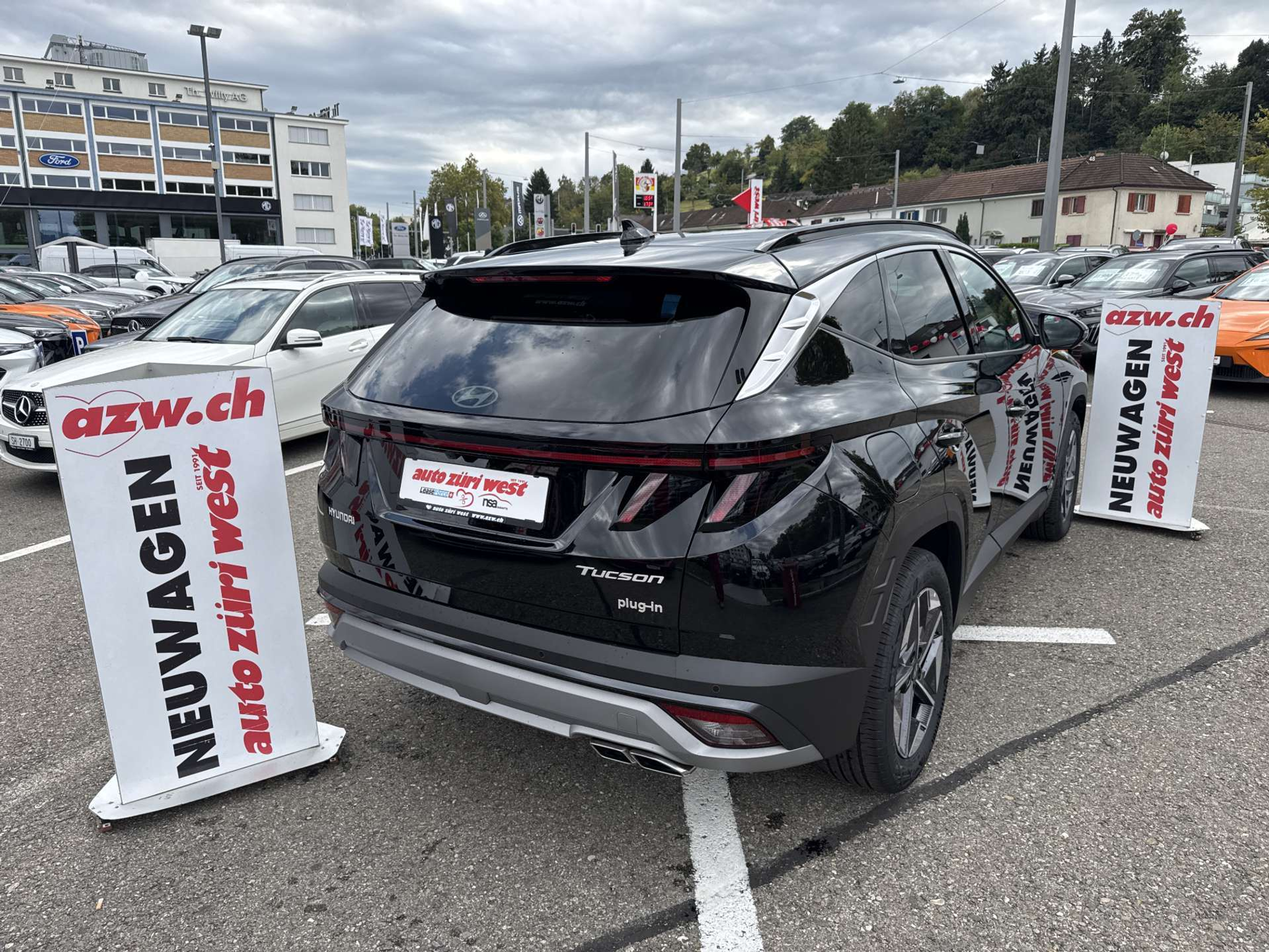 listing desktop thumbnail image 2