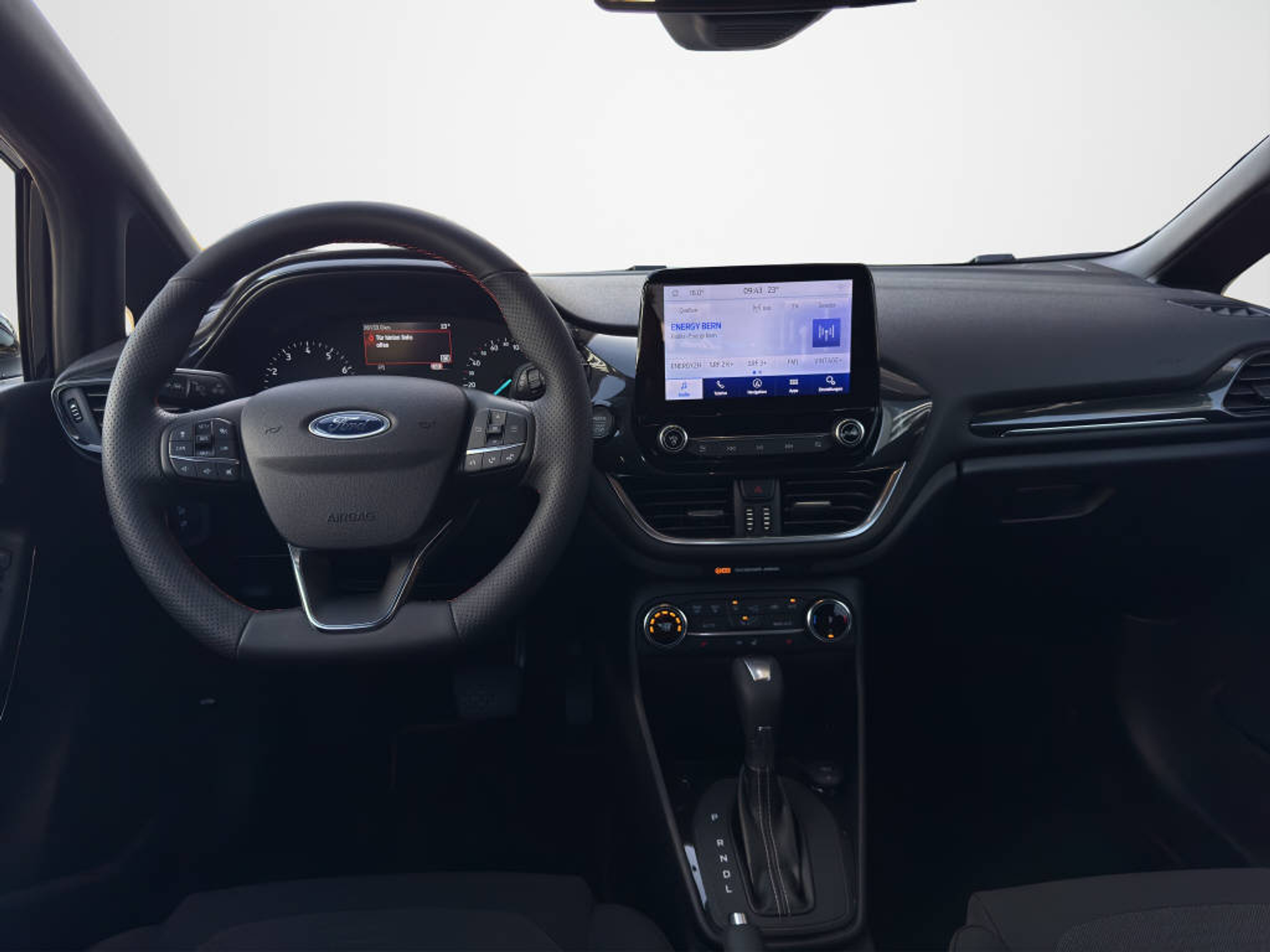 listing desktop thumbnail image 10