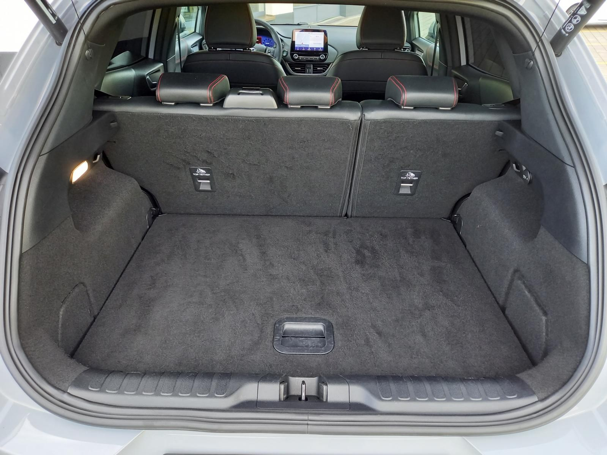 listing desktop thumbnail image 14