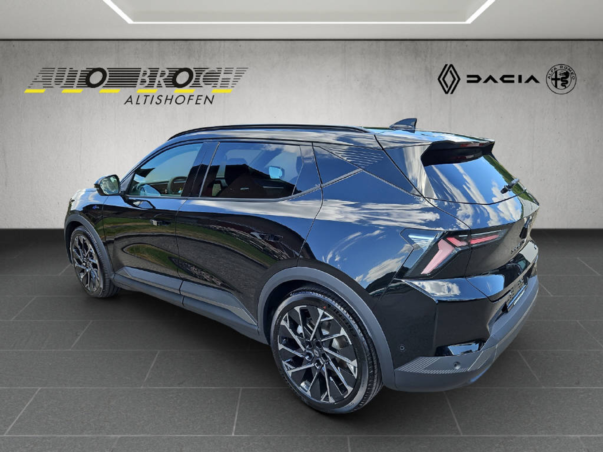 listing desktop thumbnail image 3