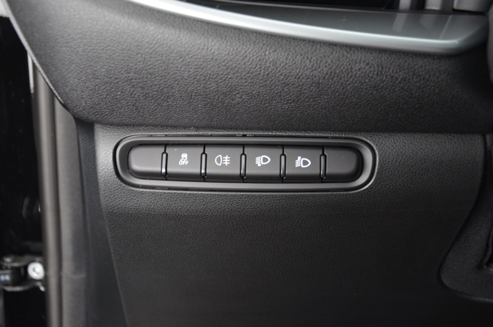 listing desktop thumbnail image 26