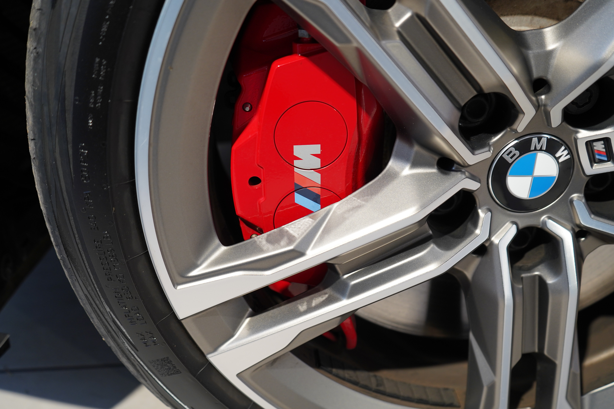 listing desktop thumbnail image 16