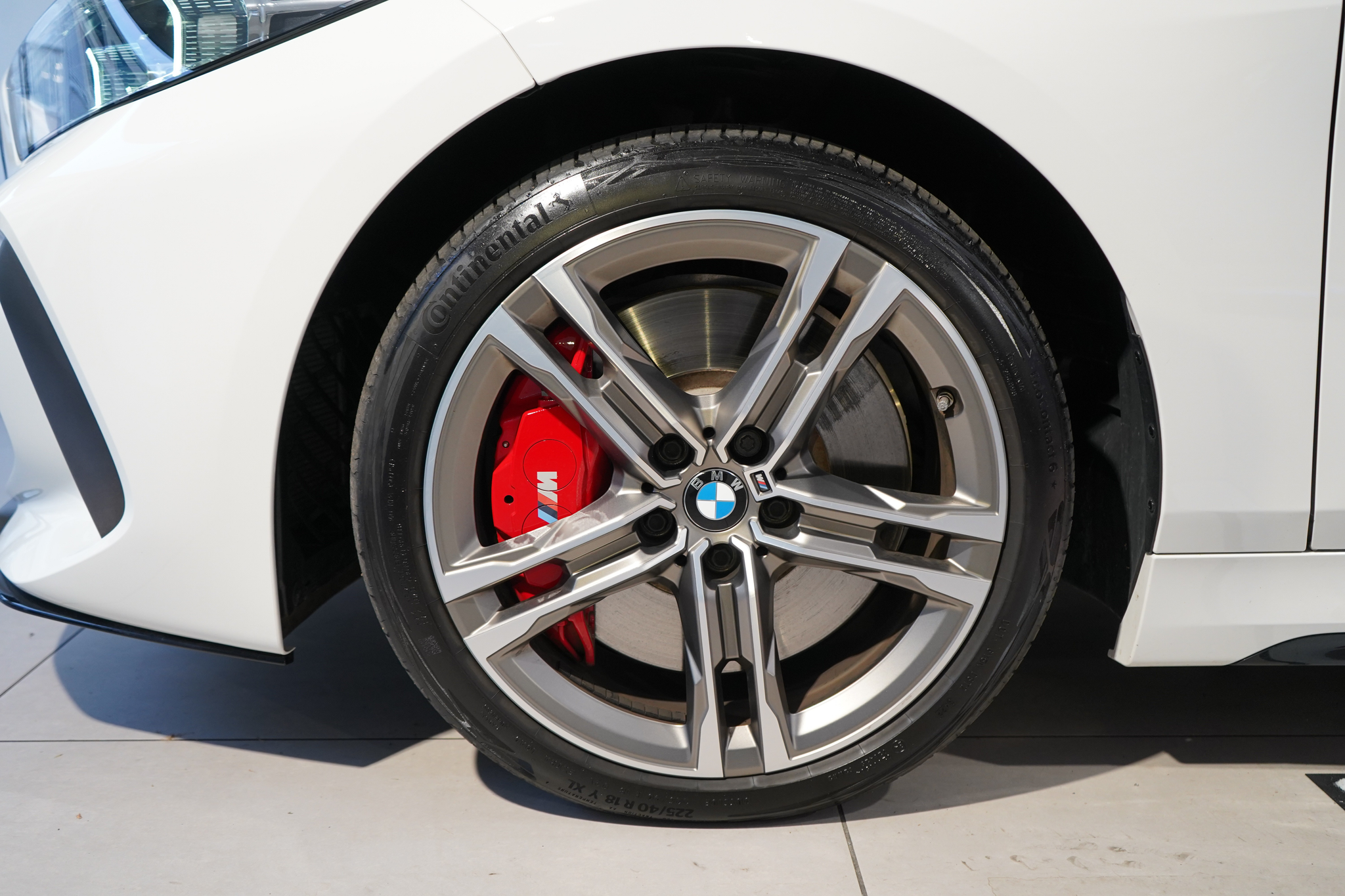 listing desktop thumbnail image 17