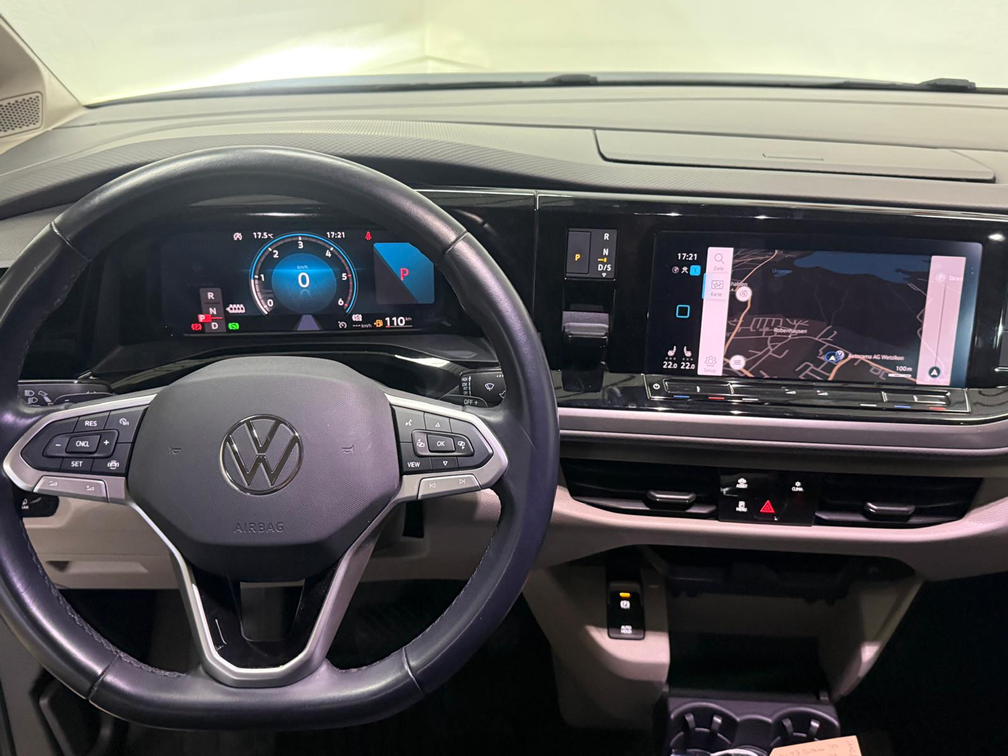 listing desktop thumbnail image 6