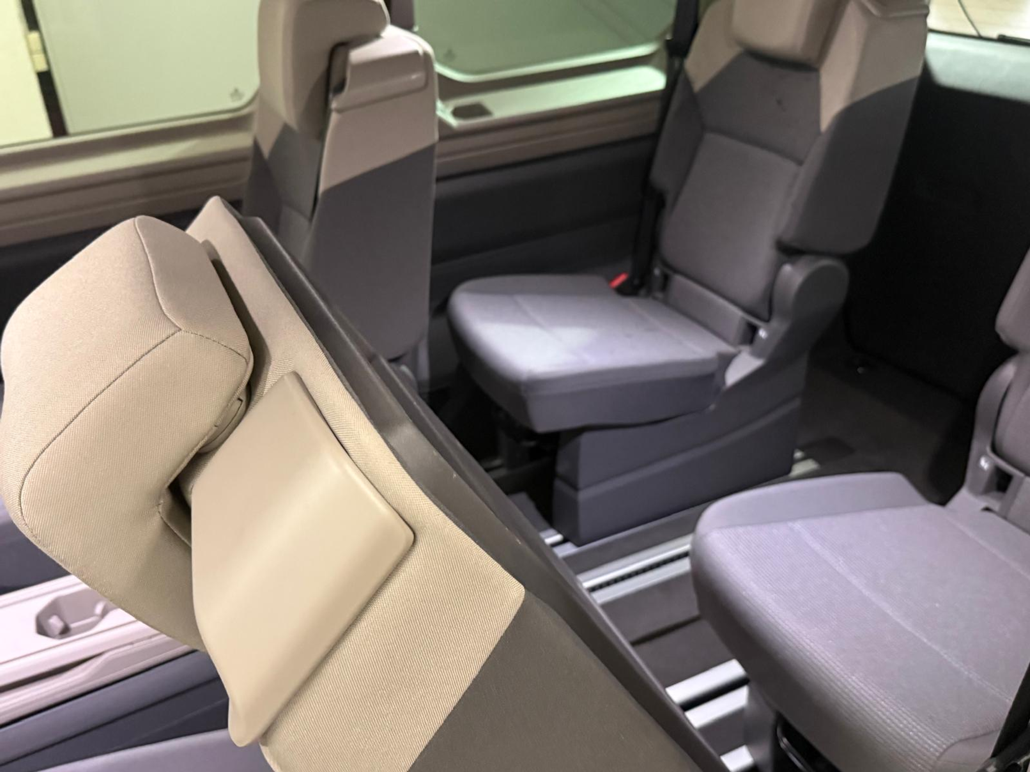 listing desktop thumbnail image 11