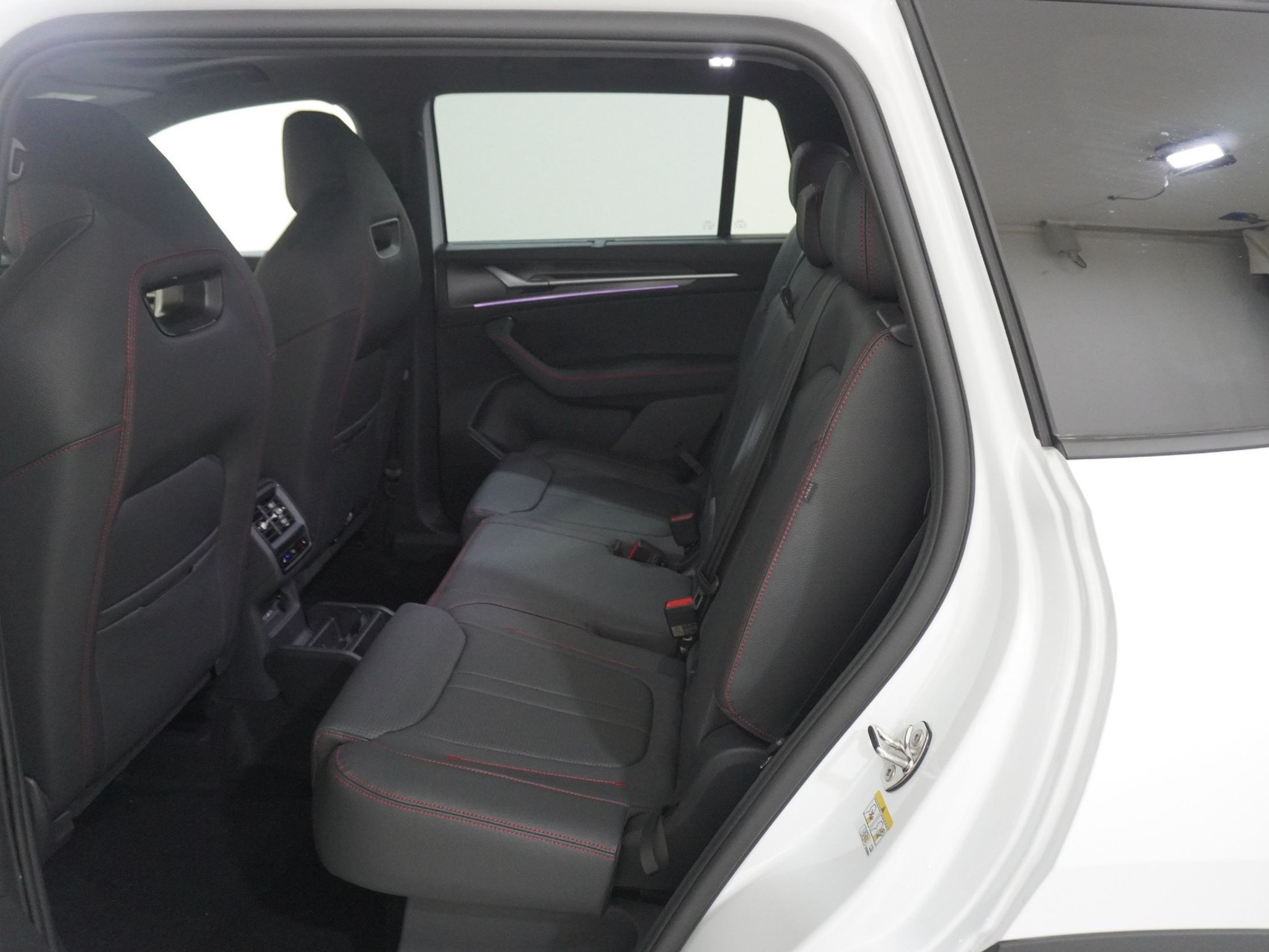 listing desktop thumbnail image 15