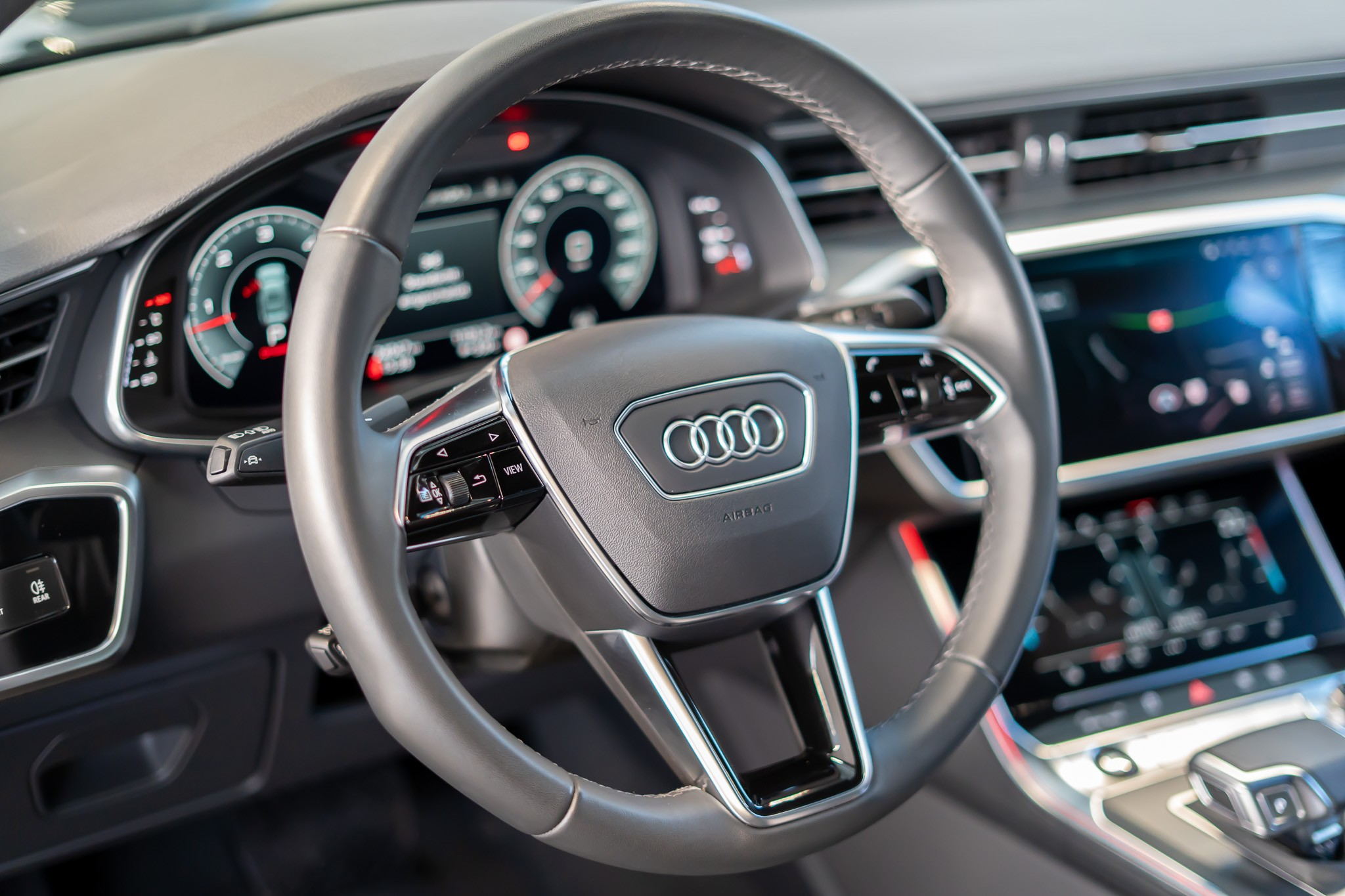 listing desktop thumbnail image 9