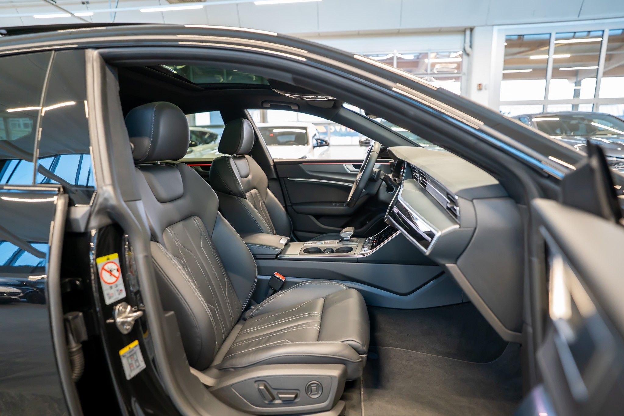 listing desktop thumbnail image 13