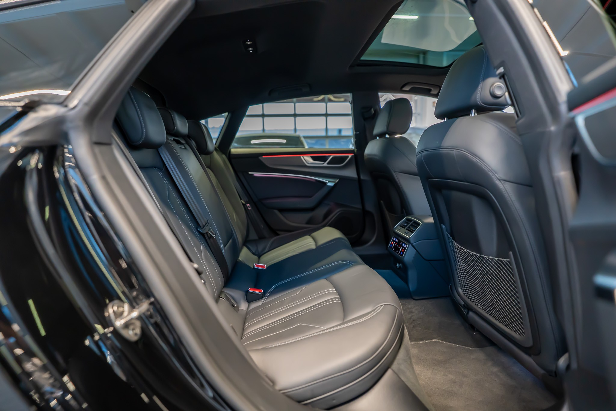 listing desktop thumbnail image 12