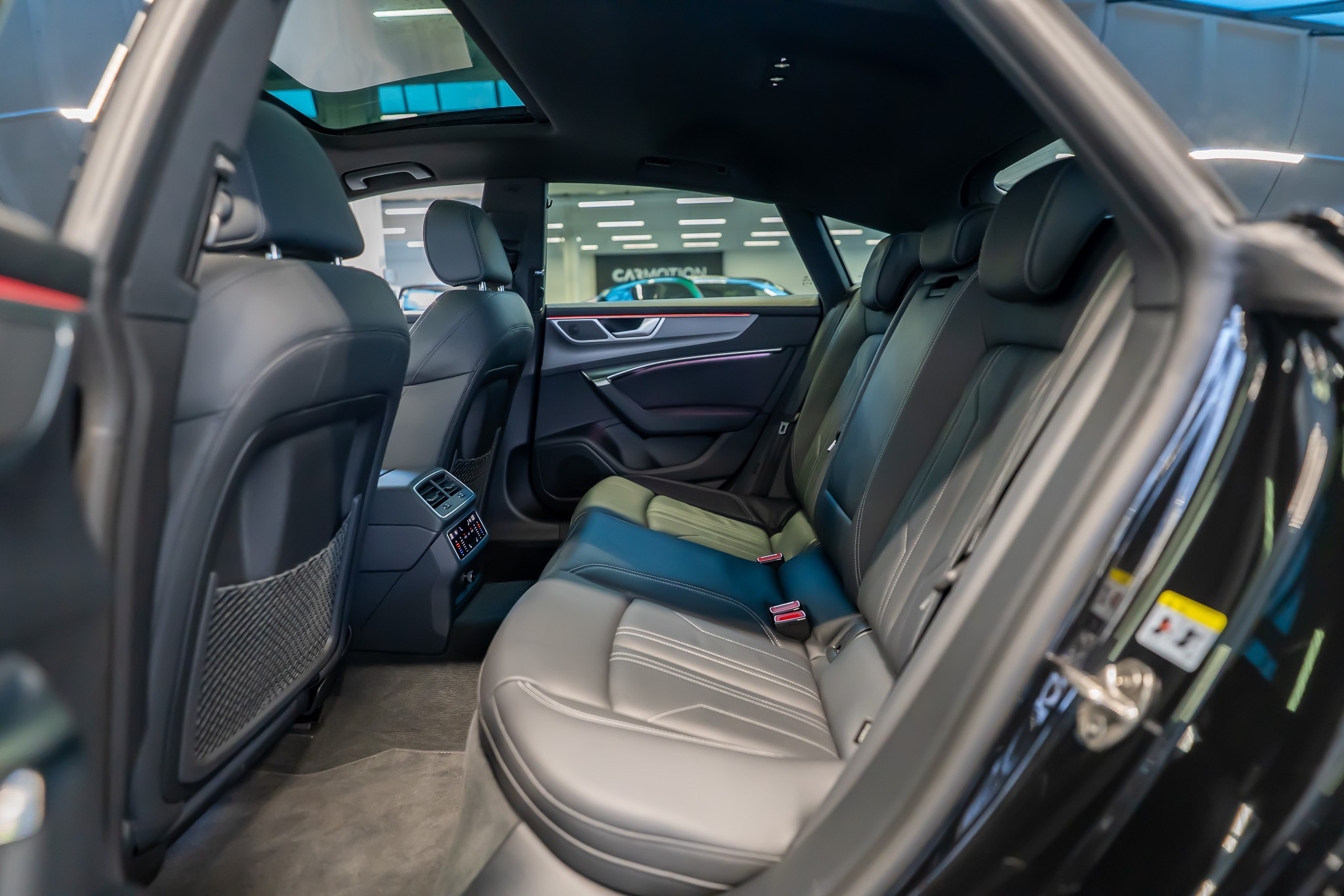 listing desktop thumbnail image 10