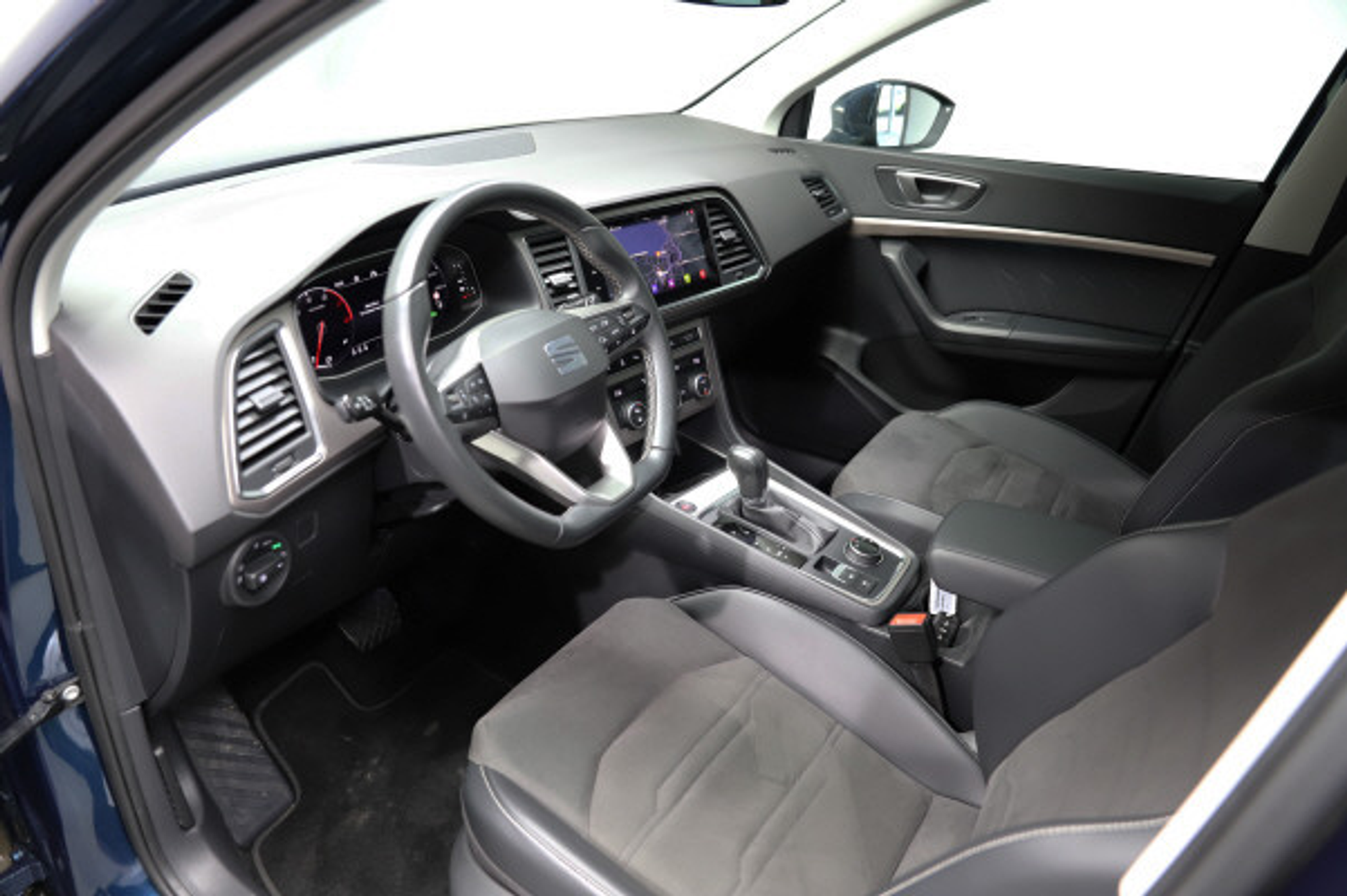 listing desktop thumbnail image 7