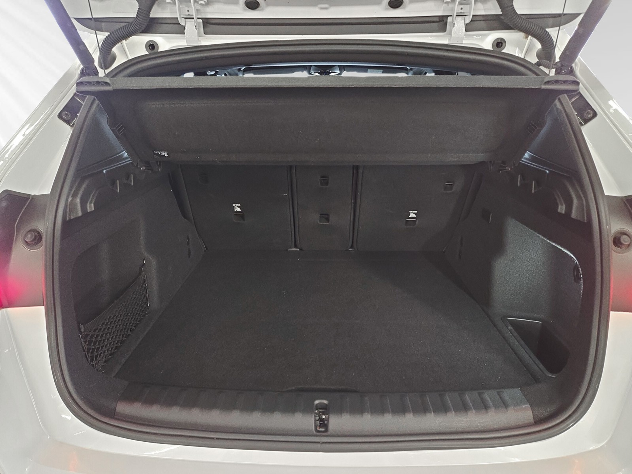 listing desktop thumbnail image 7