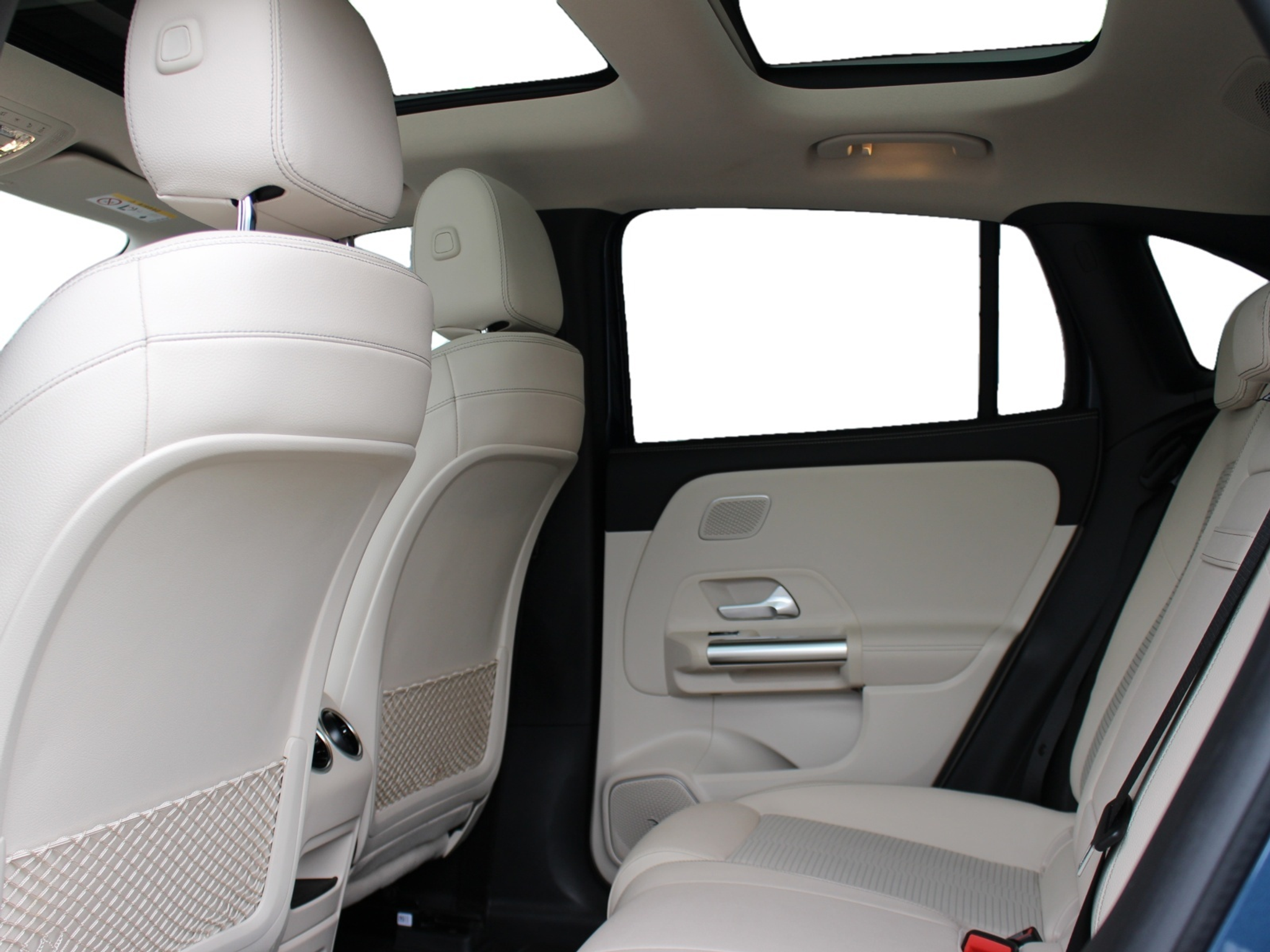 listing desktop thumbnail image 7