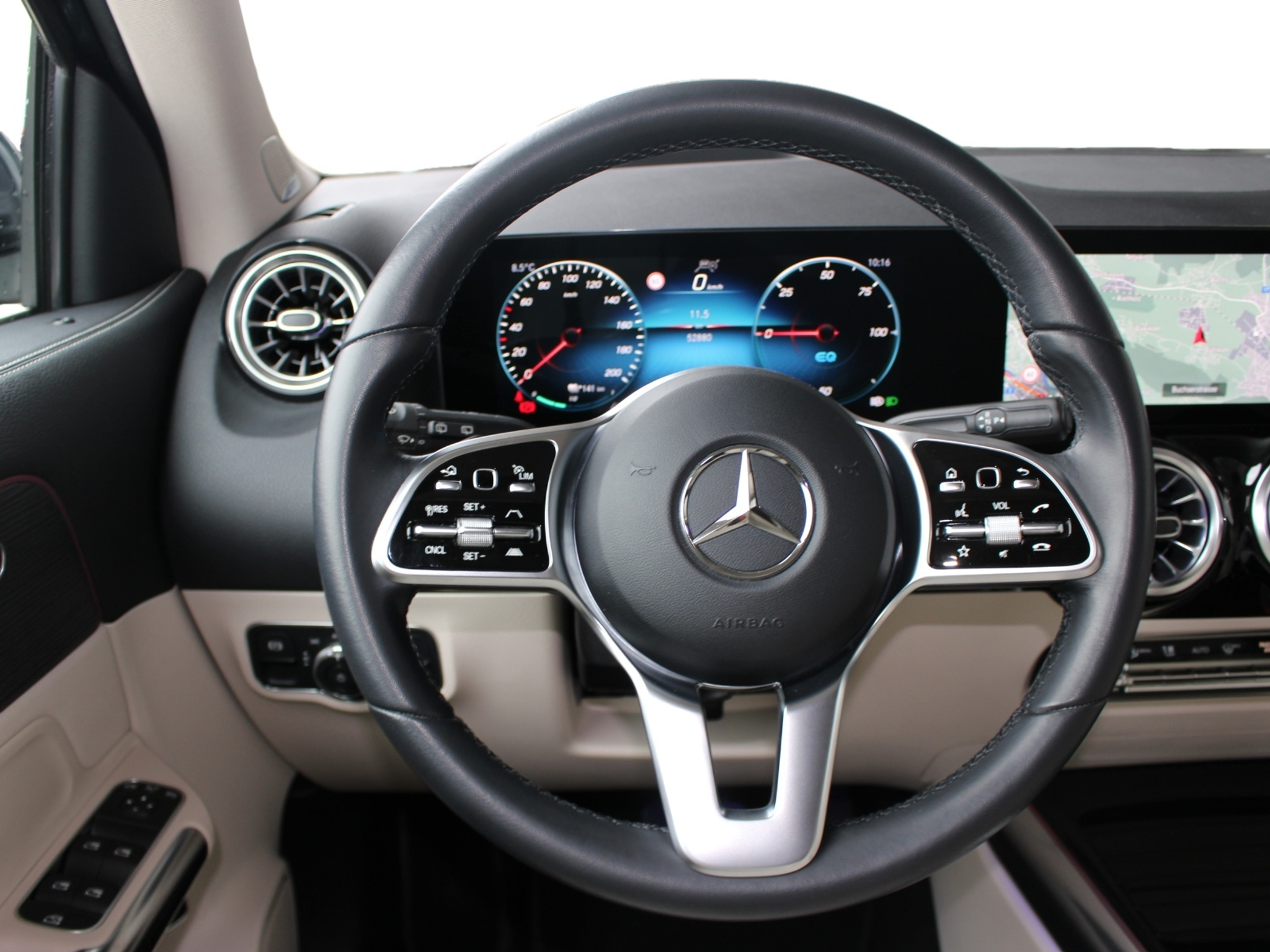 listing desktop thumbnail image 13