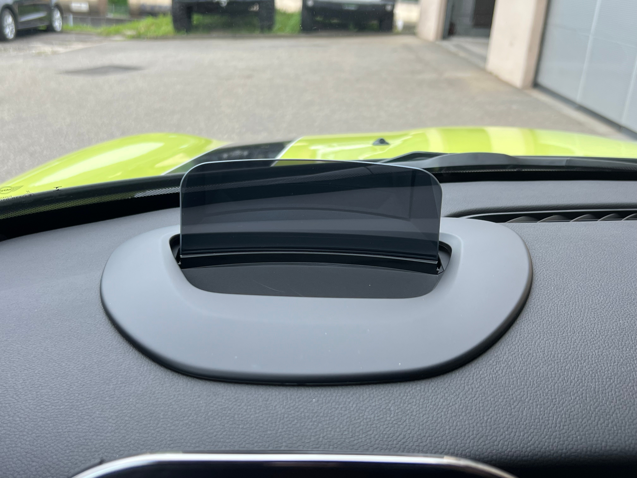 listing desktop thumbnail image 24