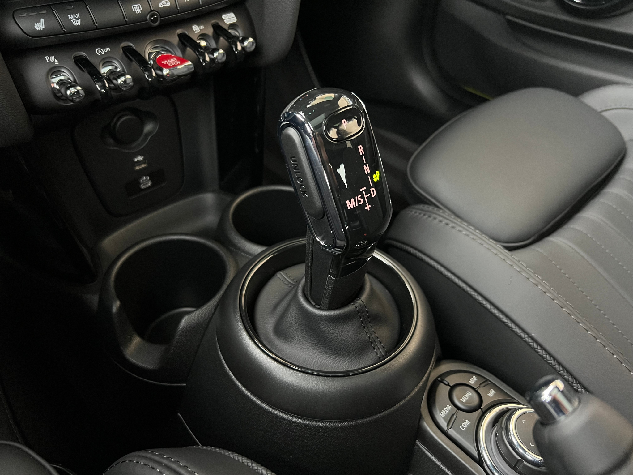 listing desktop thumbnail image 16