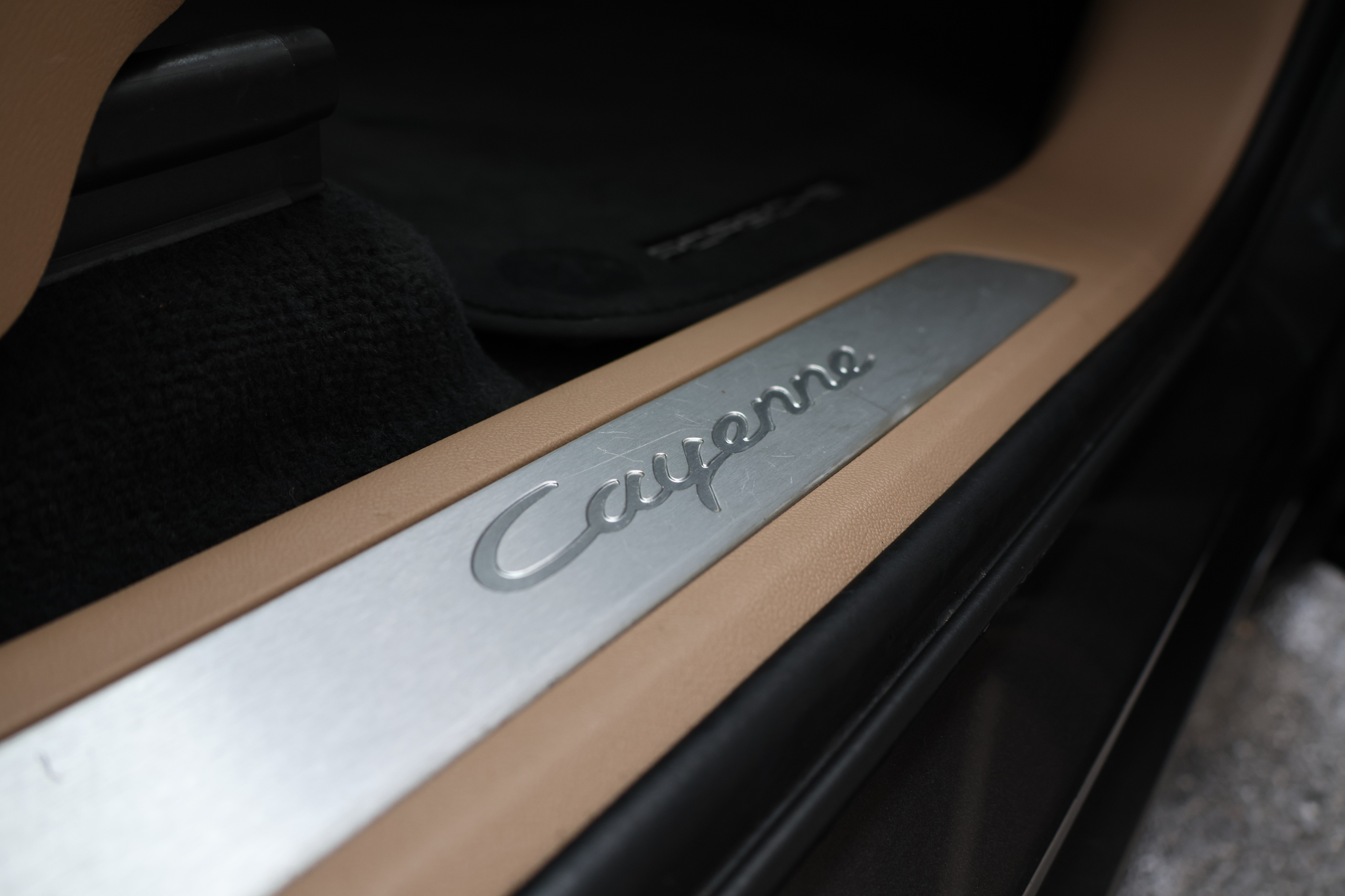 listing desktop thumbnail image 17