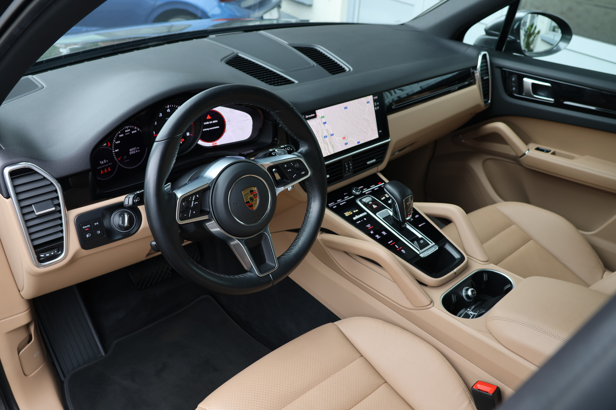 listing desktop thumbnail image 10