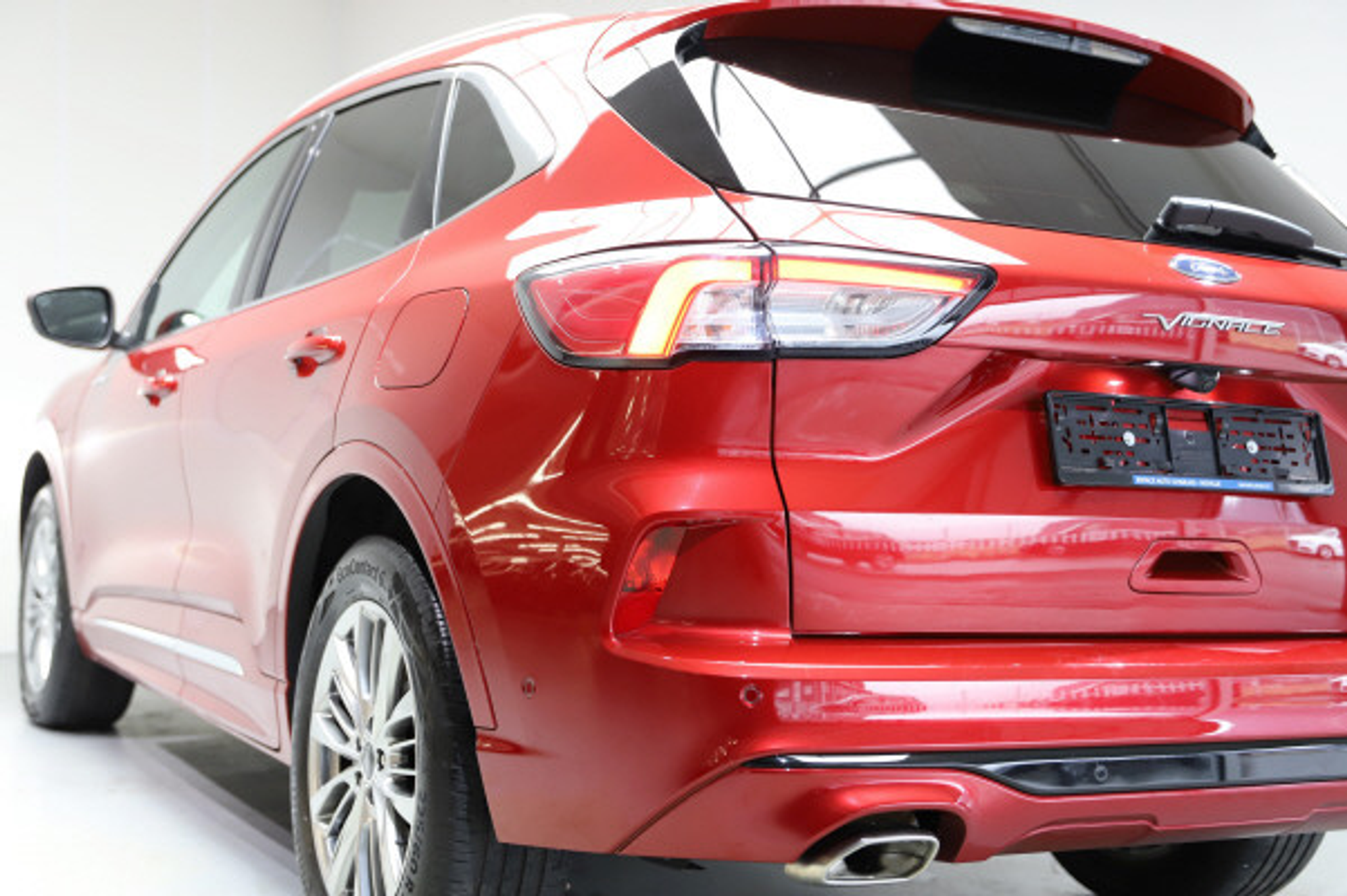 listing desktop thumbnail image 3