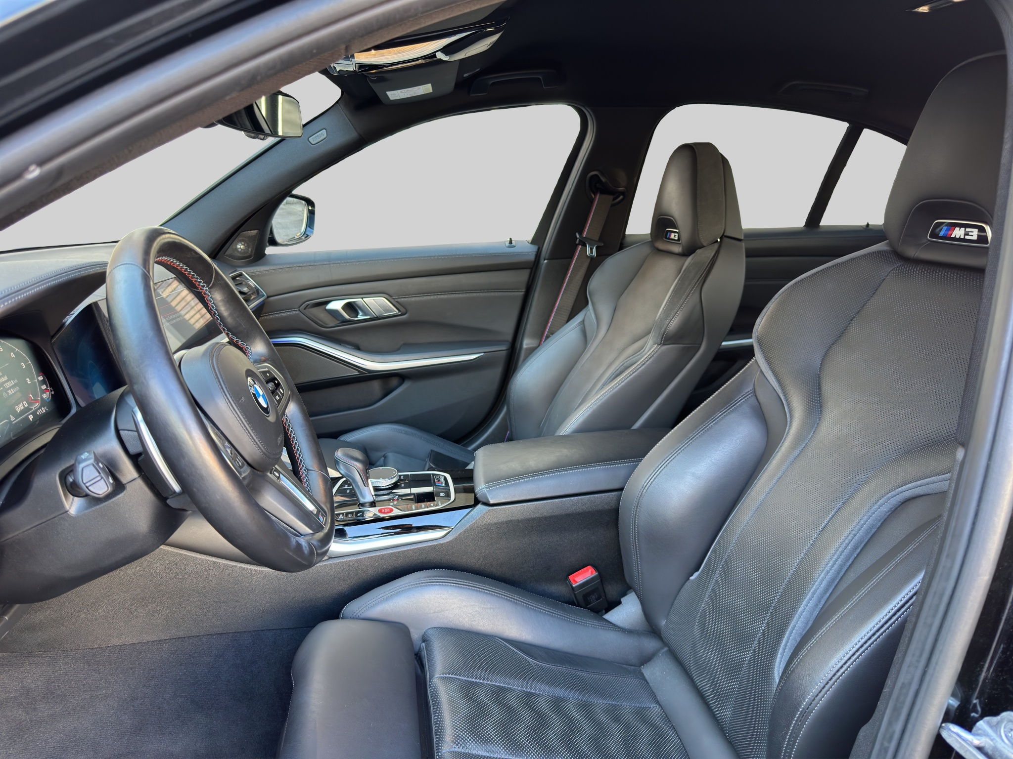 listing desktop thumbnail image 6