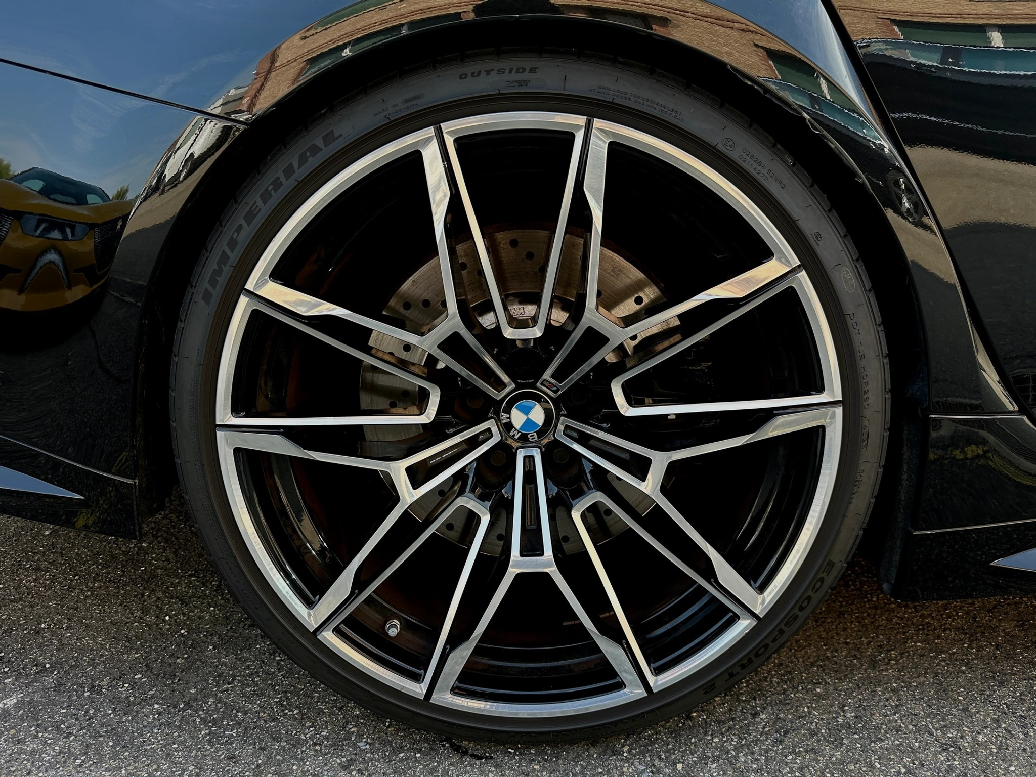 listing desktop thumbnail image 13