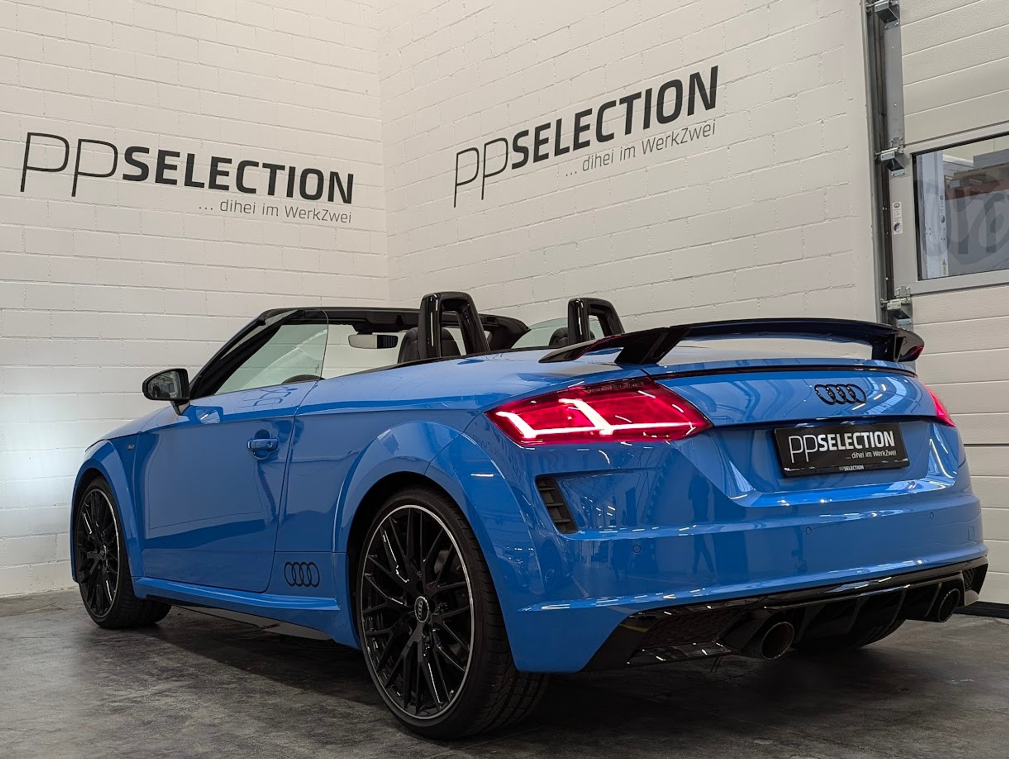 listing desktop thumbnail image 15