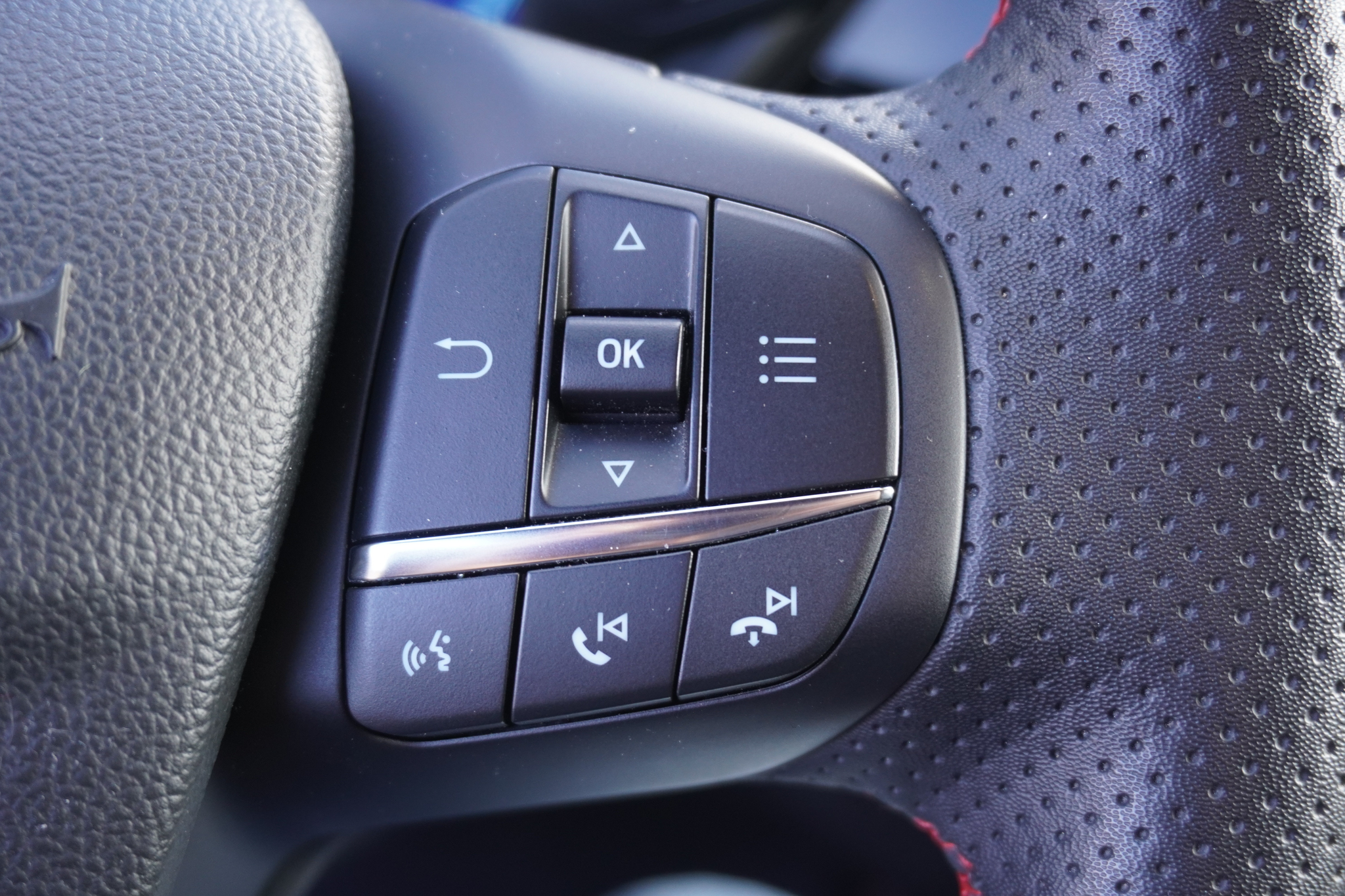 listing desktop thumbnail image 23