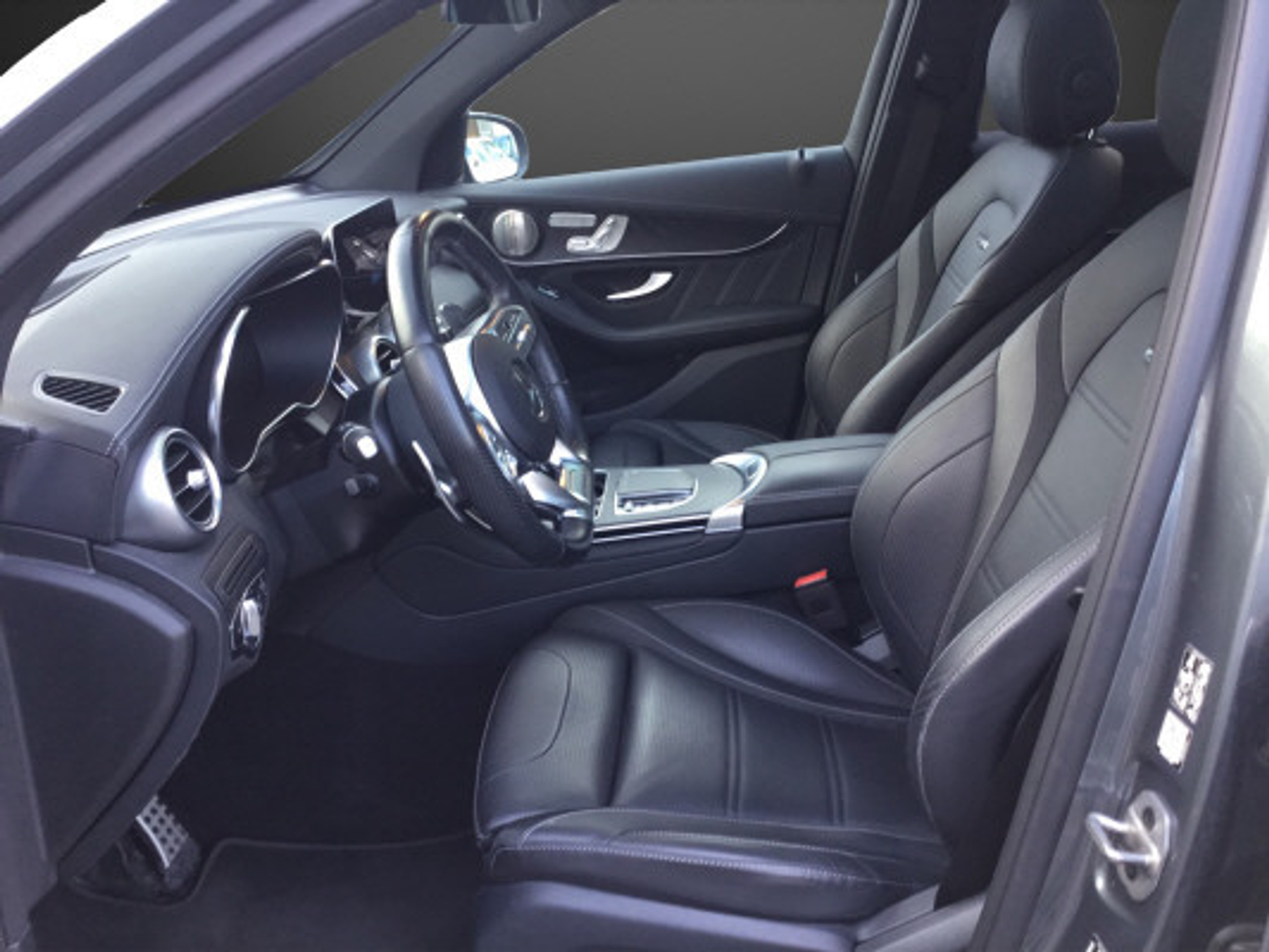 listing desktop thumbnail image 6